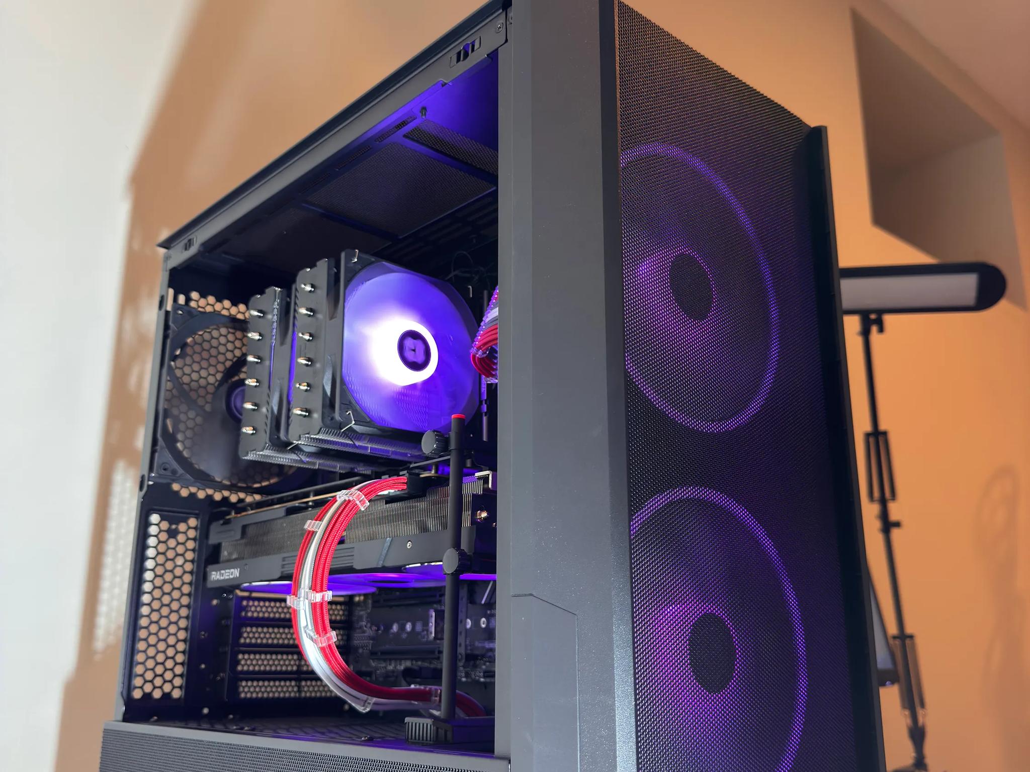 Top Of The Line AMD || RX 7900XTX 24 GB, i5-12600KF, 32 GB DDR4 RAM, 2 TB NVME SSD, WiFi, Windows 11