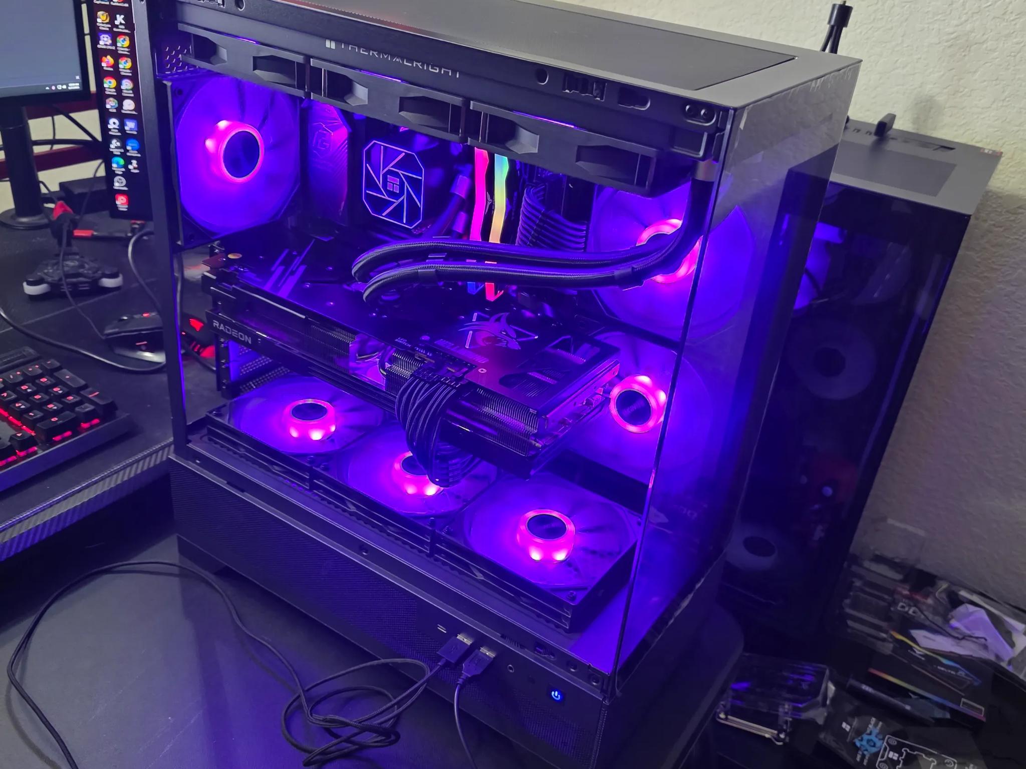 Fresh Build Gaming PC 9800X3D-32GB Ram-RX 7900XTX Hellhound with 2TB SSD