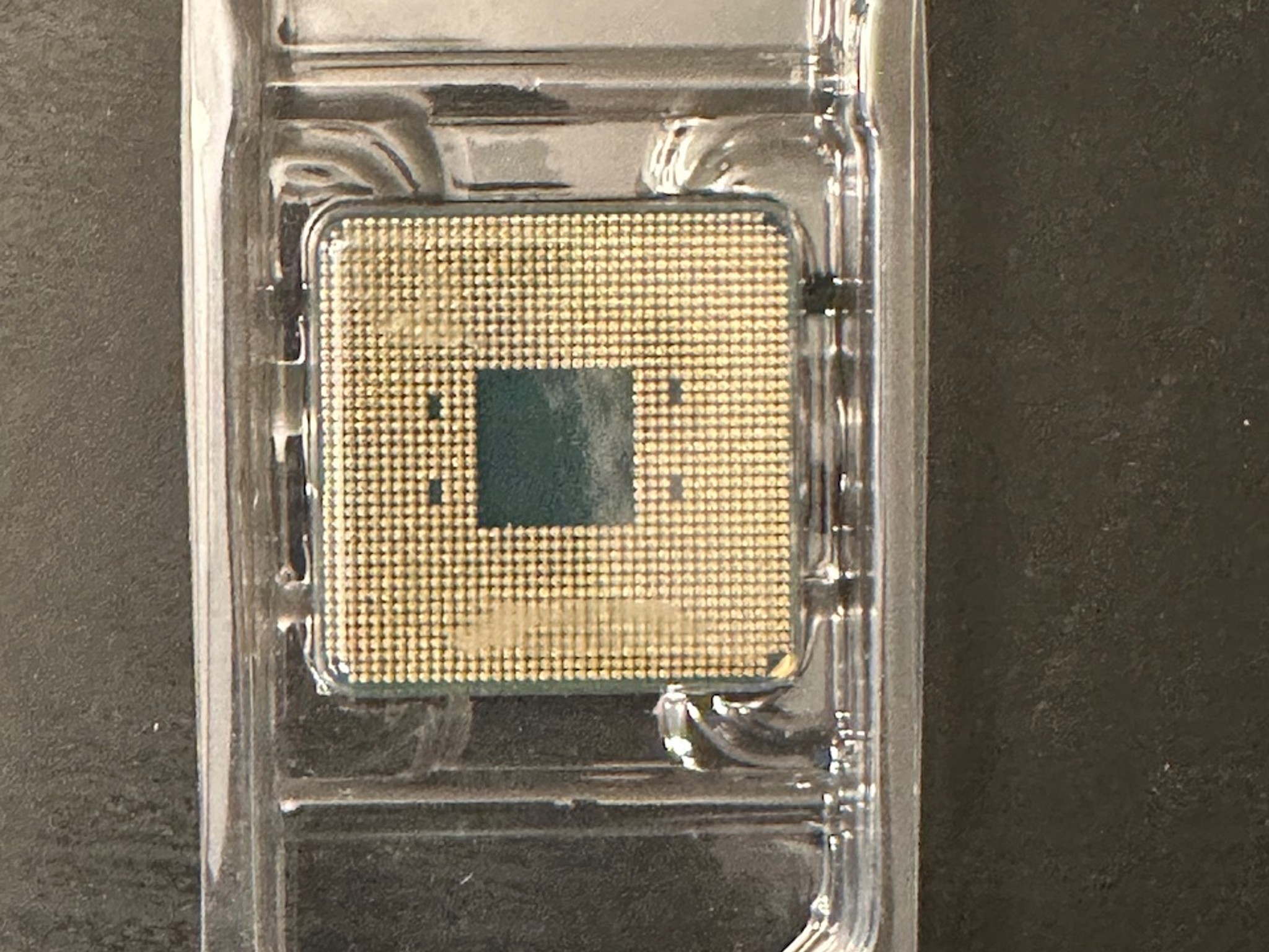 AMD Ryzen 5 5600X (6-core, 12-thread) Unlocked Desktop Processor with Cooler