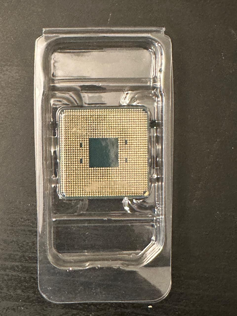 AMD Ryzen 5 5600X (6-core, 12-thread) Unlocked Desktop Processor with Cooler