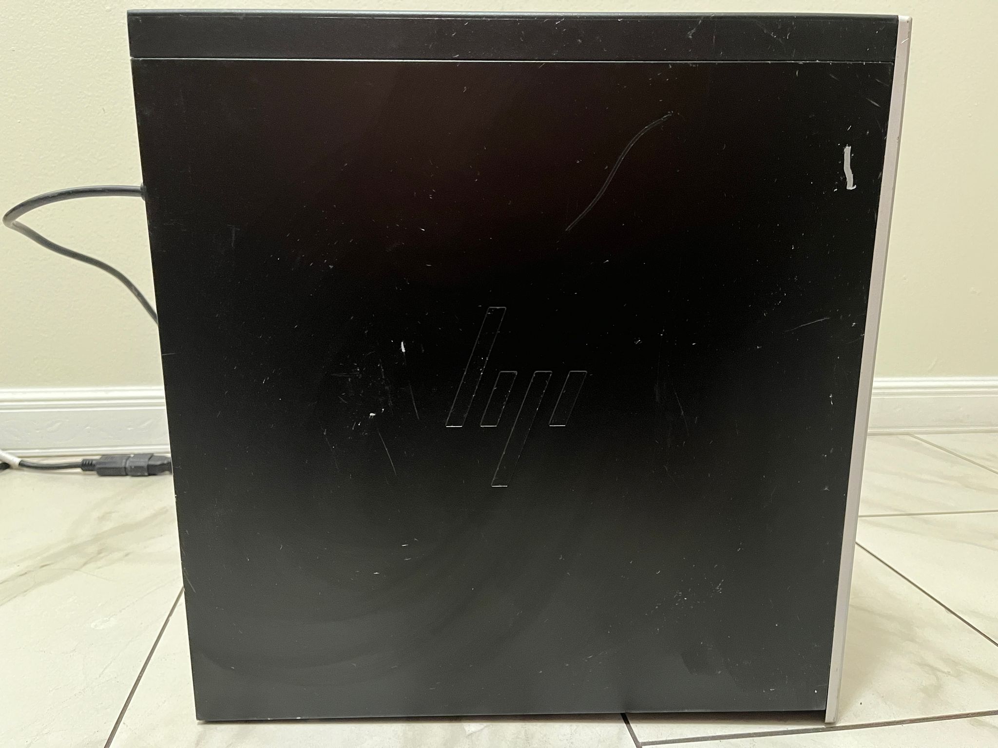 NVIDIA RTX 2070, Intel i7-7700, 16GB RAM, 1.1TB Storage - HP Gaming PC w/Wi-Fi & BT