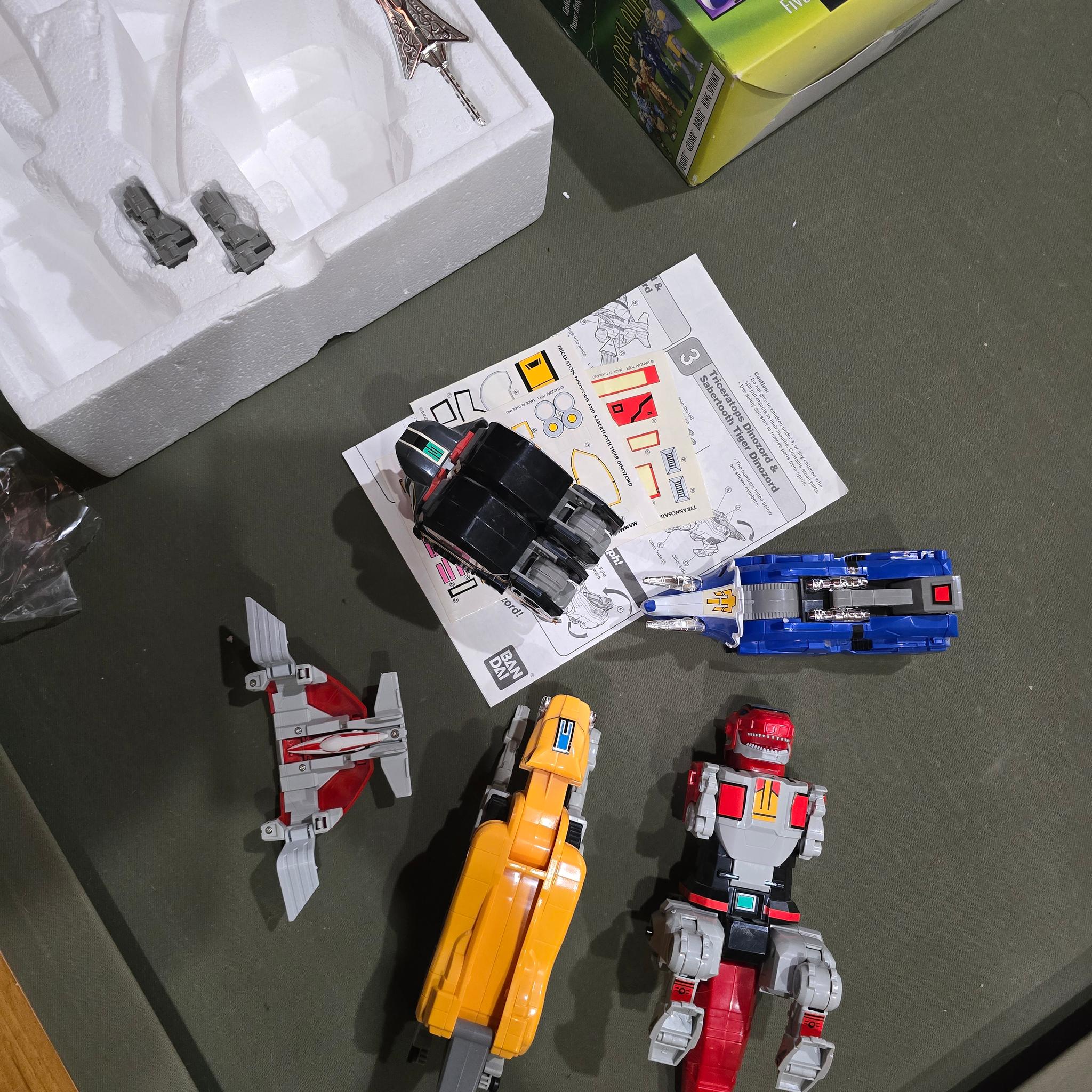 Vintage Mighty Morphin Power Rangers Megazord Deluxe Set 1993 Bandai Open Box 2260 Original