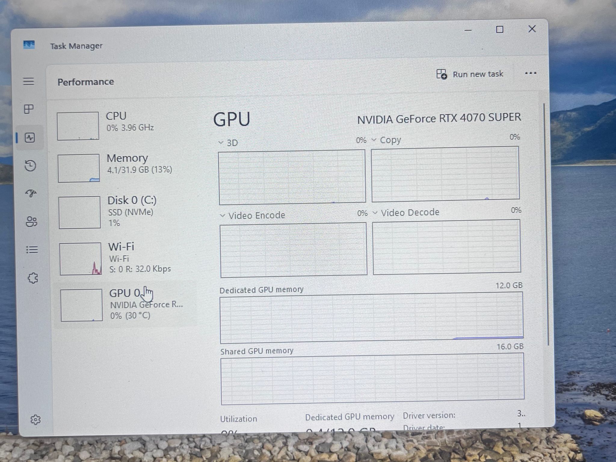 RTX 4070 Super | Ryzen 5 5600 | 1 TB NVME | Gaming PC
