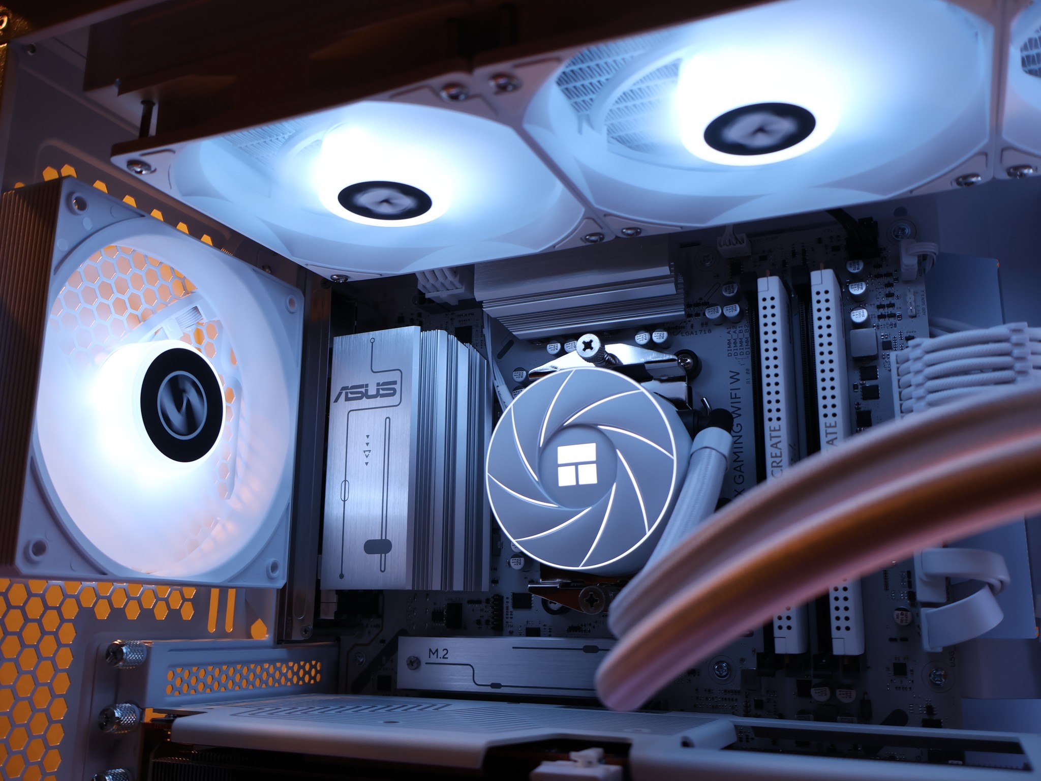 White AM5 Gaming PC | 9060XT | 7600x | 16GB DDR5 | 1TB SSD