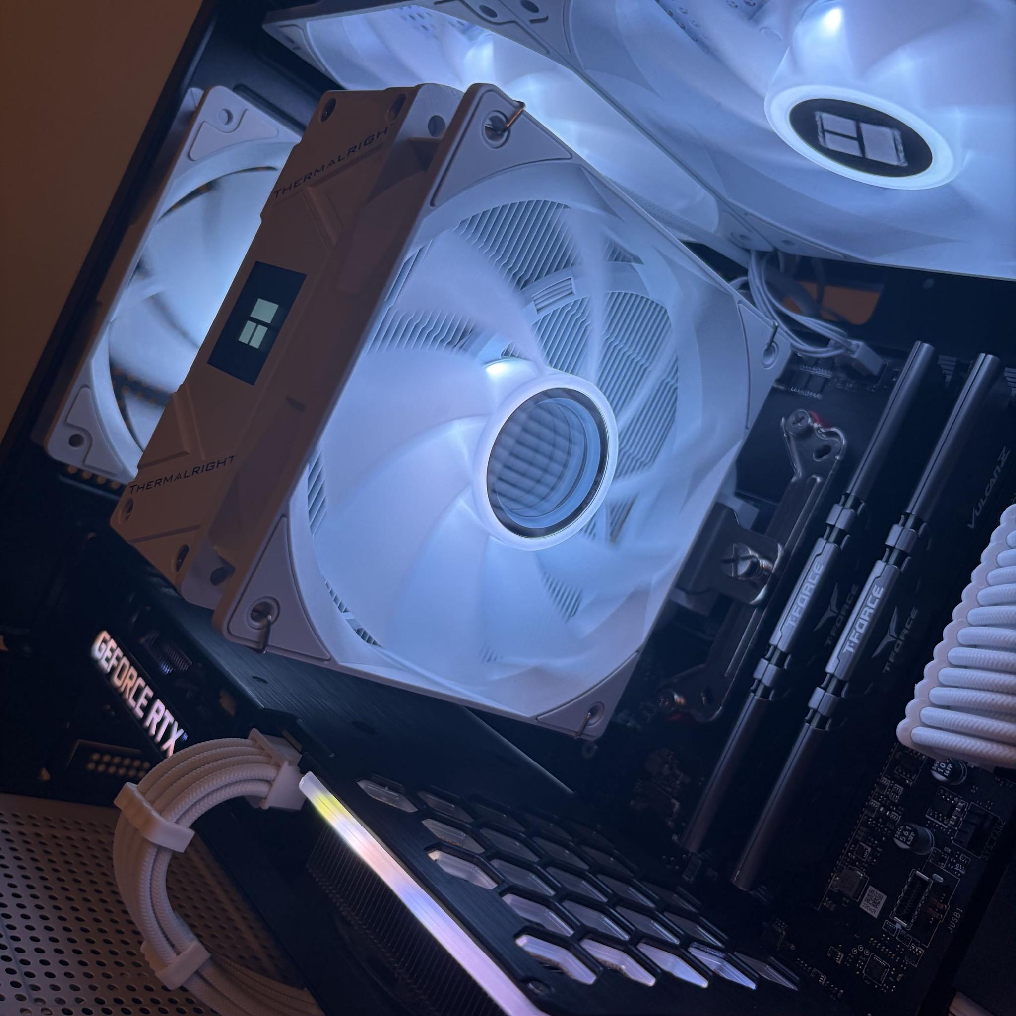 🤍⚫ White & Black Gaming PC | RTX 3060 Ti | Ryzen 5 5500 | 16GB DDR4 3200 CL16 ⚫🤍