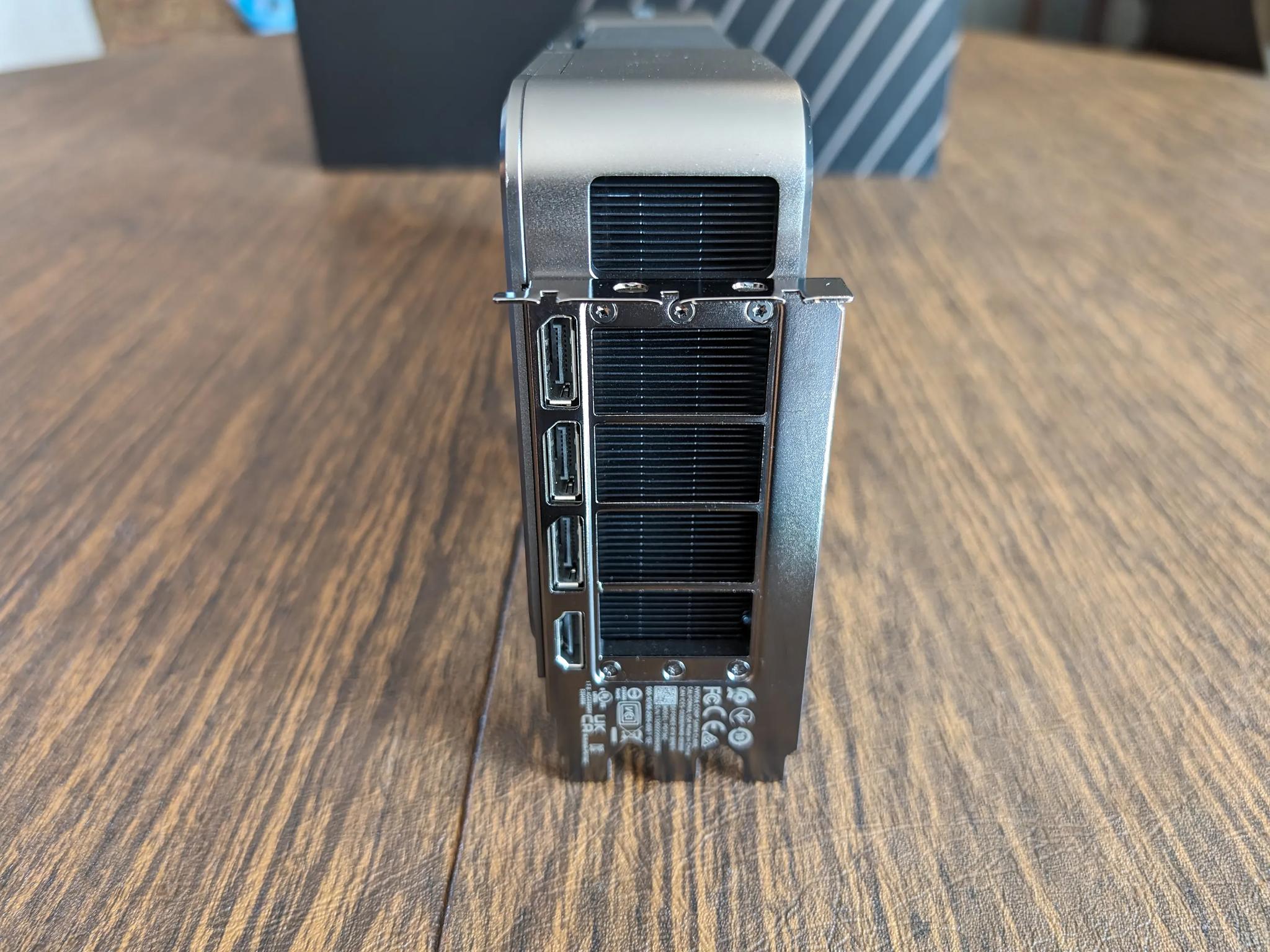 Nvidia RTX 3090 Ti Founder's Edition