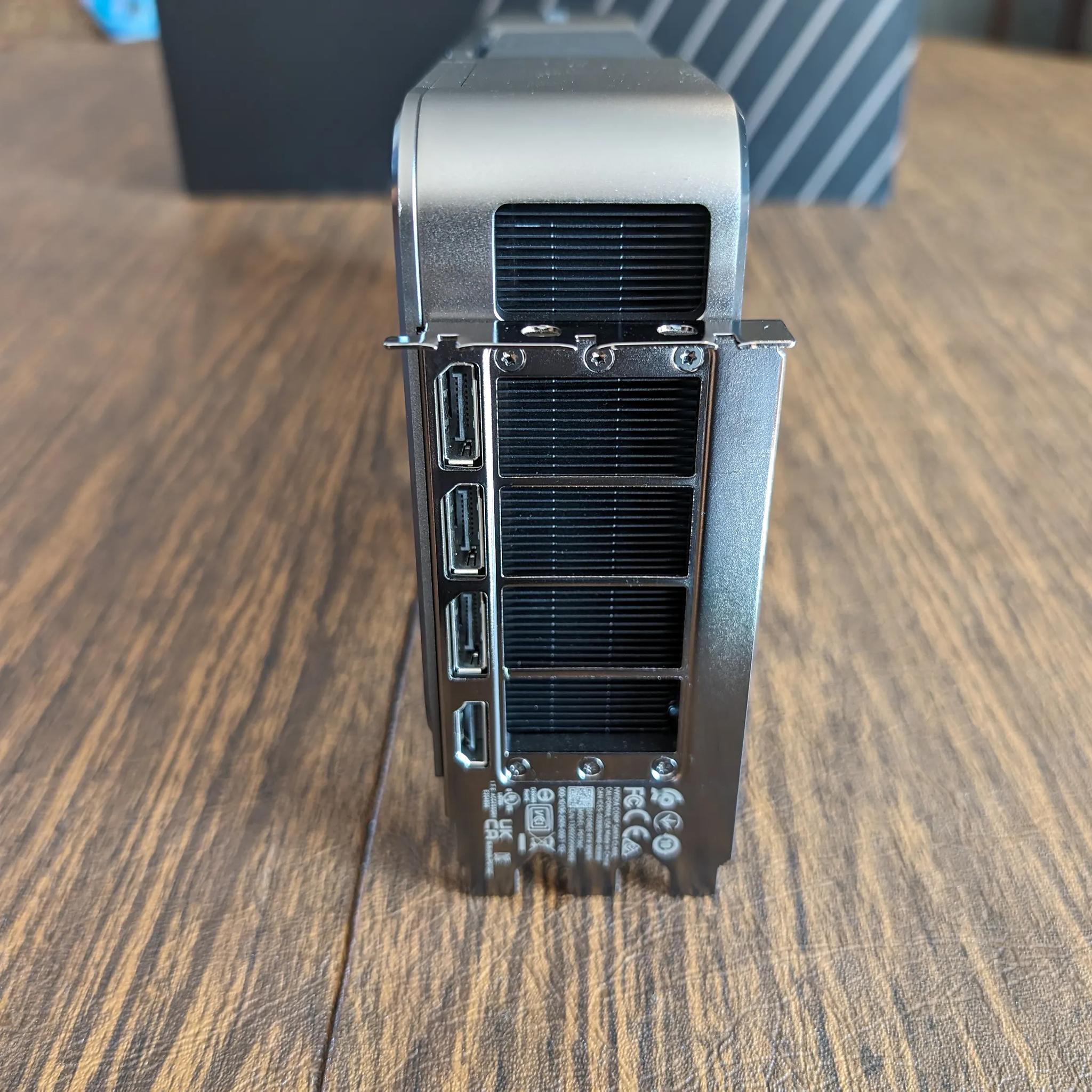Nvidia RTX 3090 Ti Founder's Edition