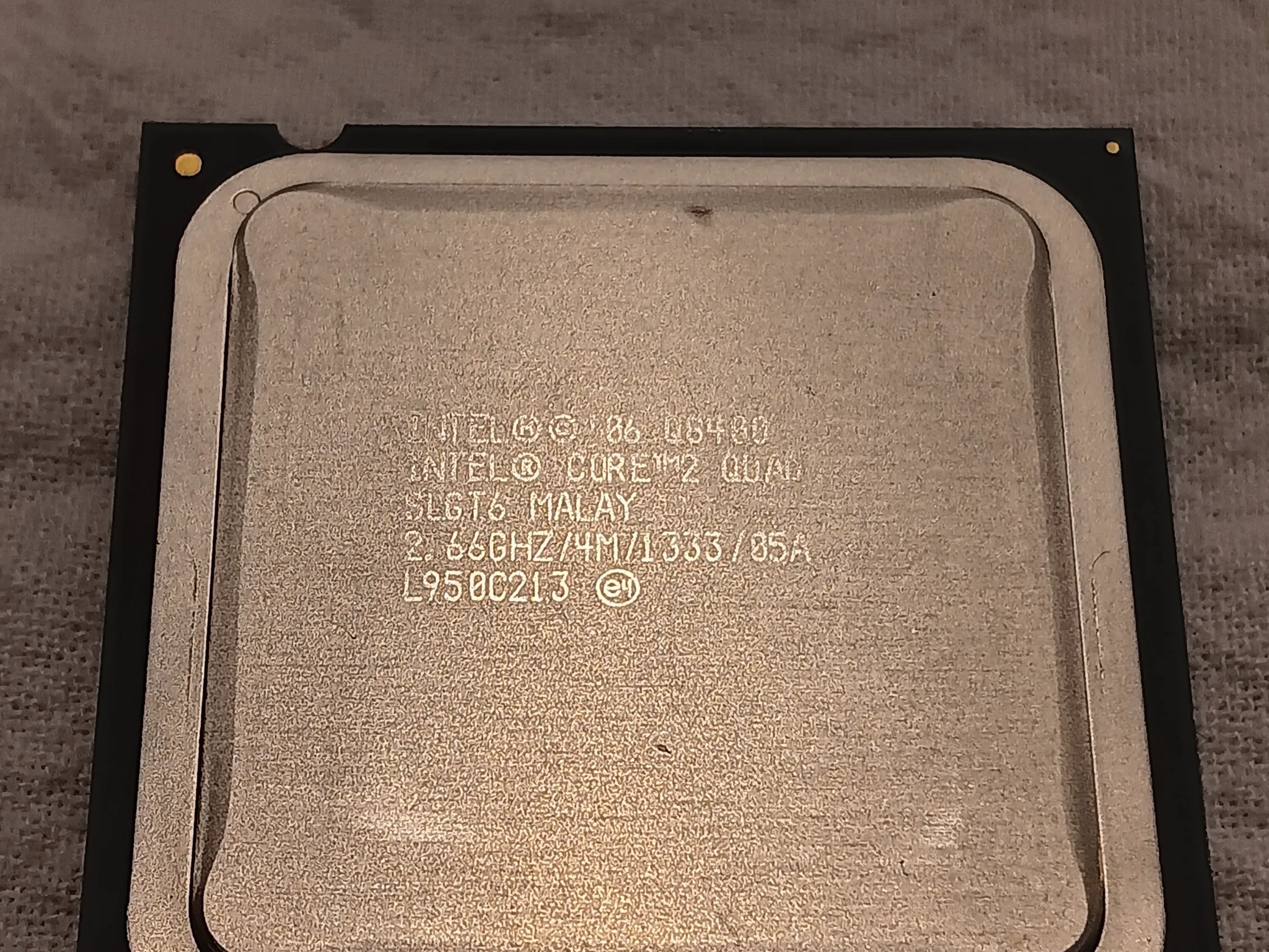 Intel Core 2 Quad Q8400 (SLGT6) 4 Core, 2.6GHz, Skt 775 CPU
