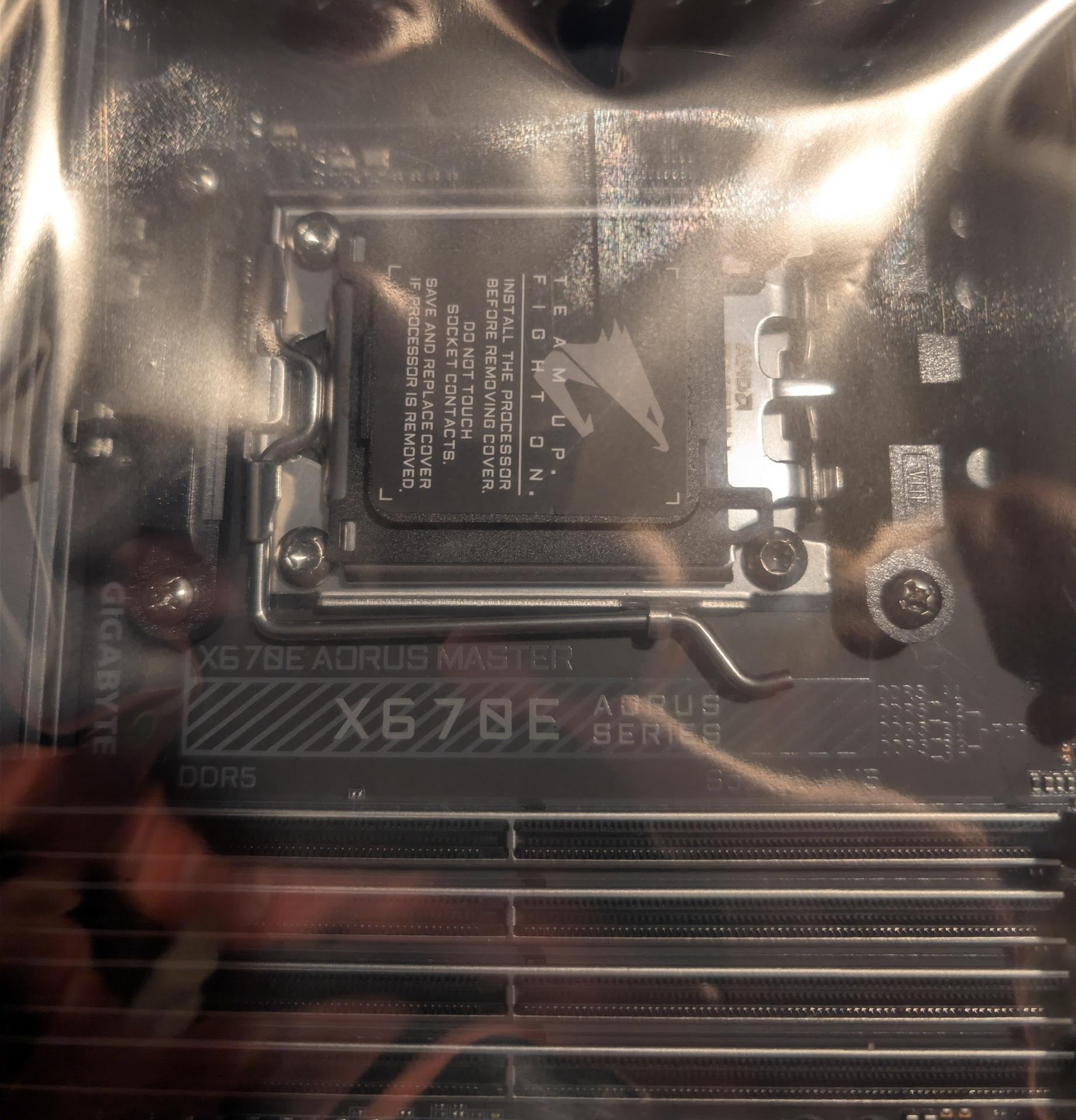 Gigabyte X670E Aorus Master
