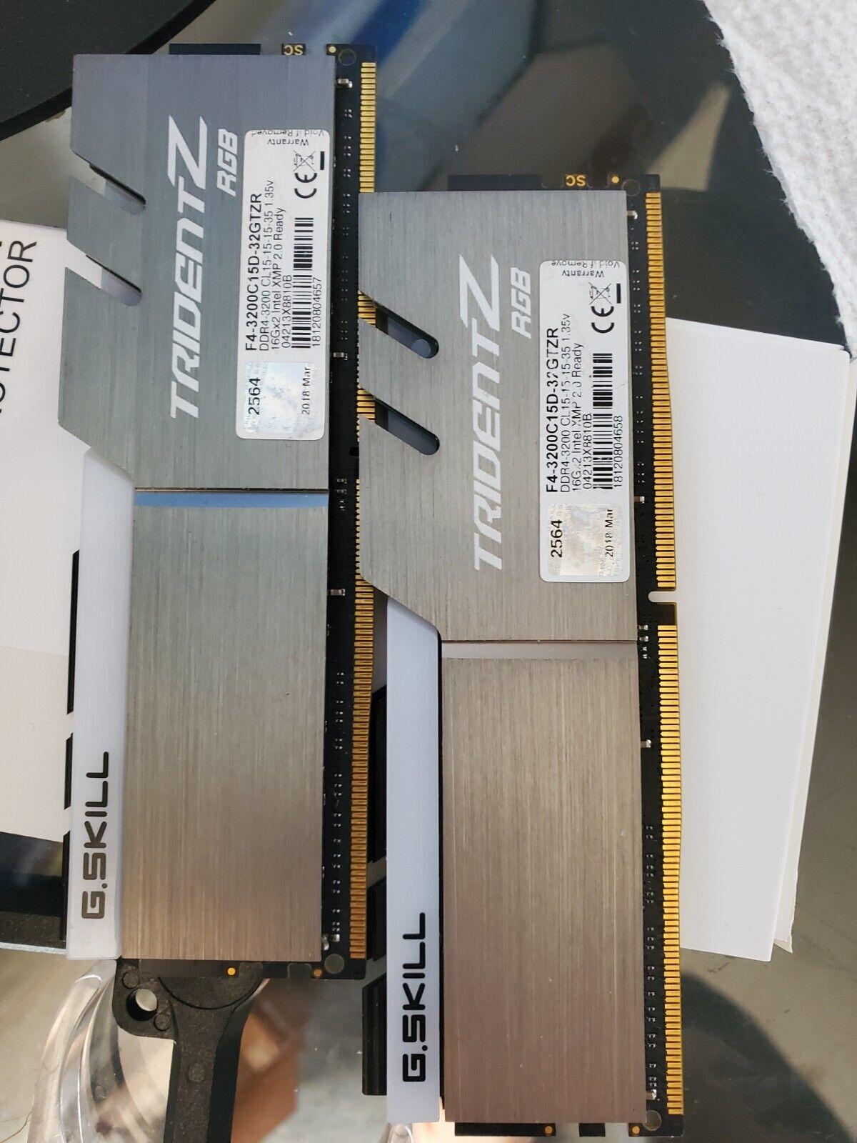 g. skill trident z rgb 32gb ddr4 3200 Cl15
