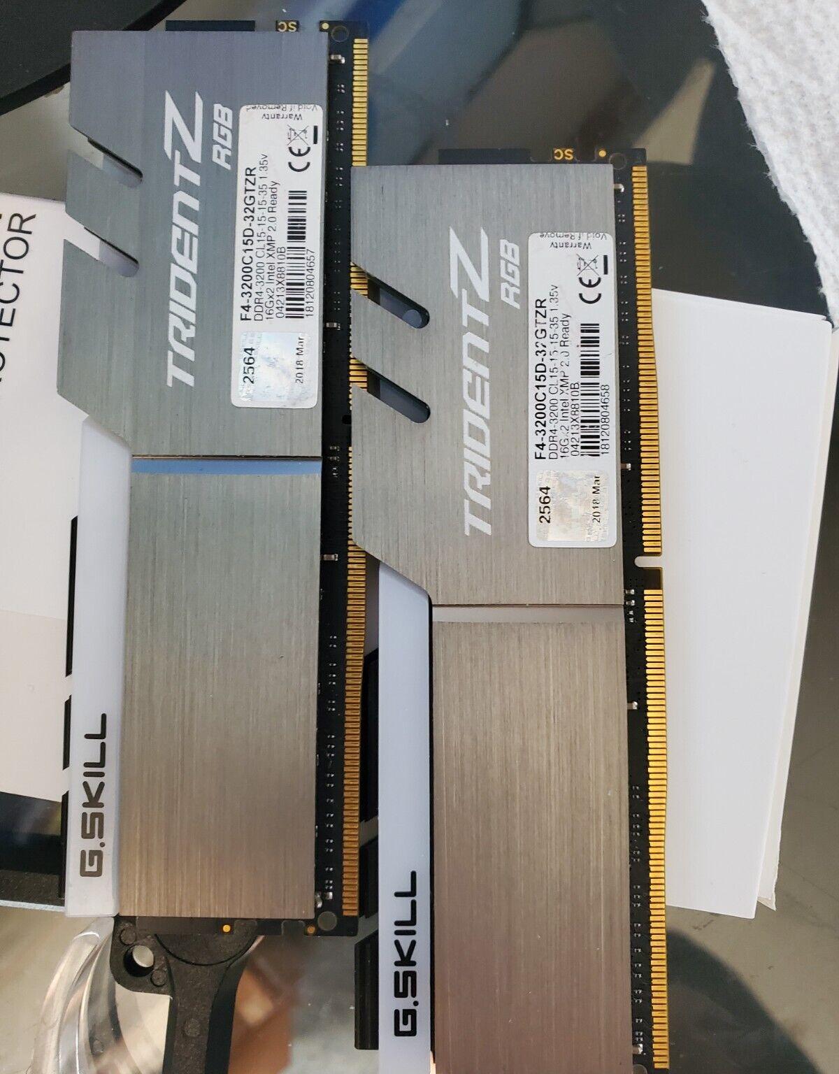 g. skill trident z rgb 32gb ddr4 3200 Cl15