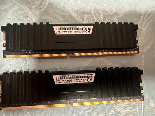 Corsair Vengeance LPX 16GB DDR4 2133 MHz (8GB x2) Desktop Memory Ram