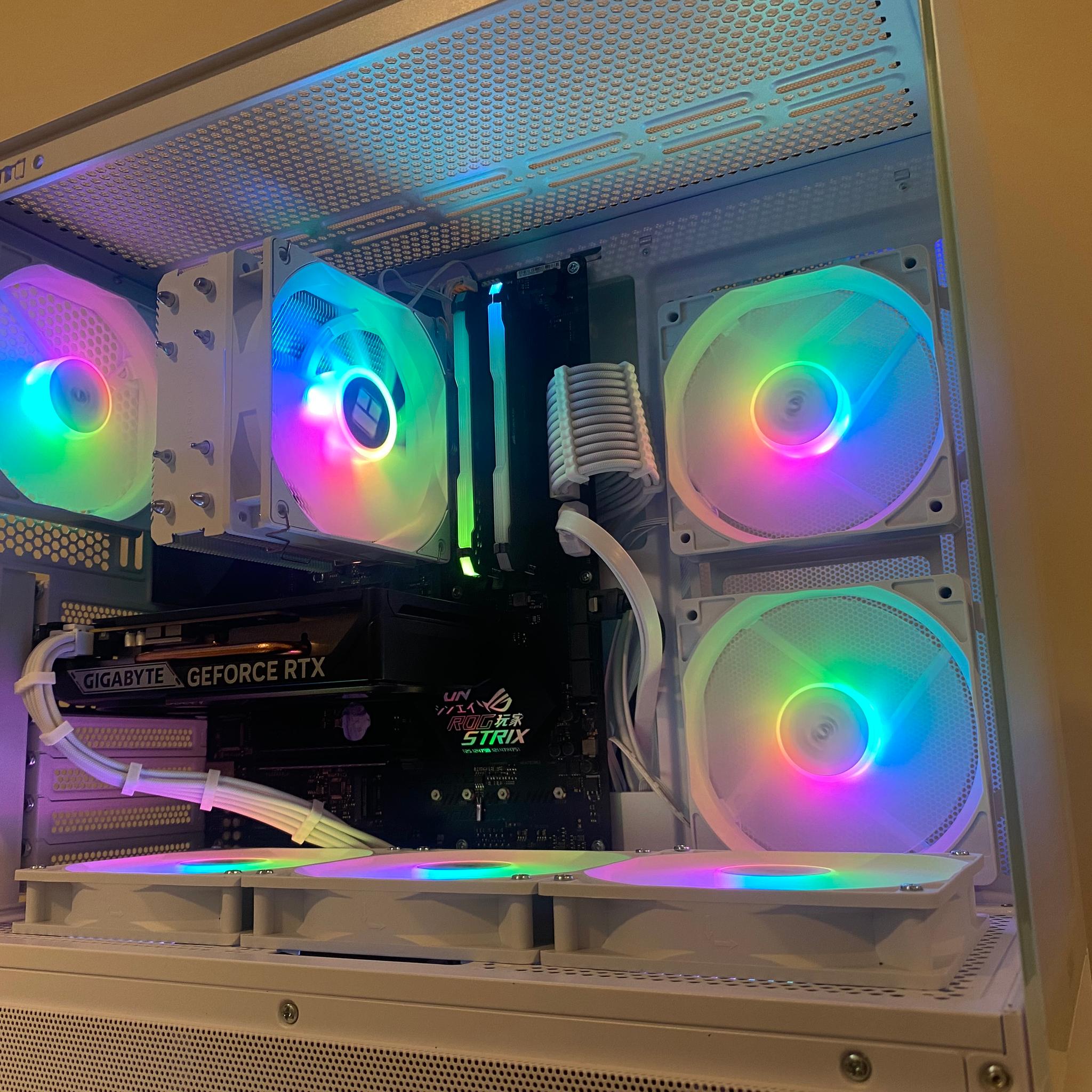 White RGB Gaming PC | Ryzen 7 3700X | RTX 5050 8GB | 16GB RGB | 500GB M.2 SSD