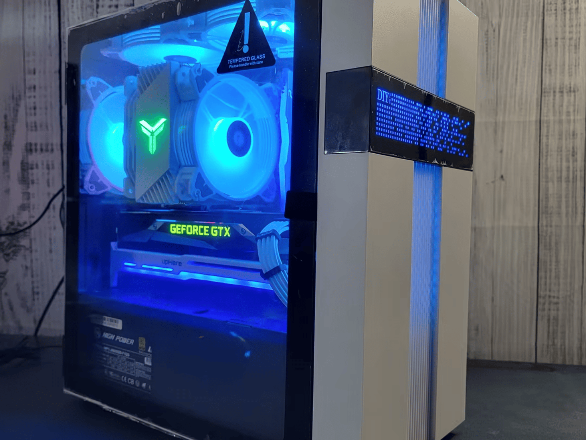 Off-White : Custom Gaming PC (i3-10100F, 16gb ddr4, GTX 1080, 256GB NVME SSD, 2TB HDD)