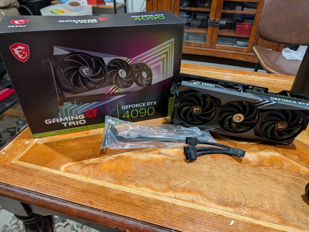 MSI GAMING X TRIO GeForce RTX 4090 | Jawa