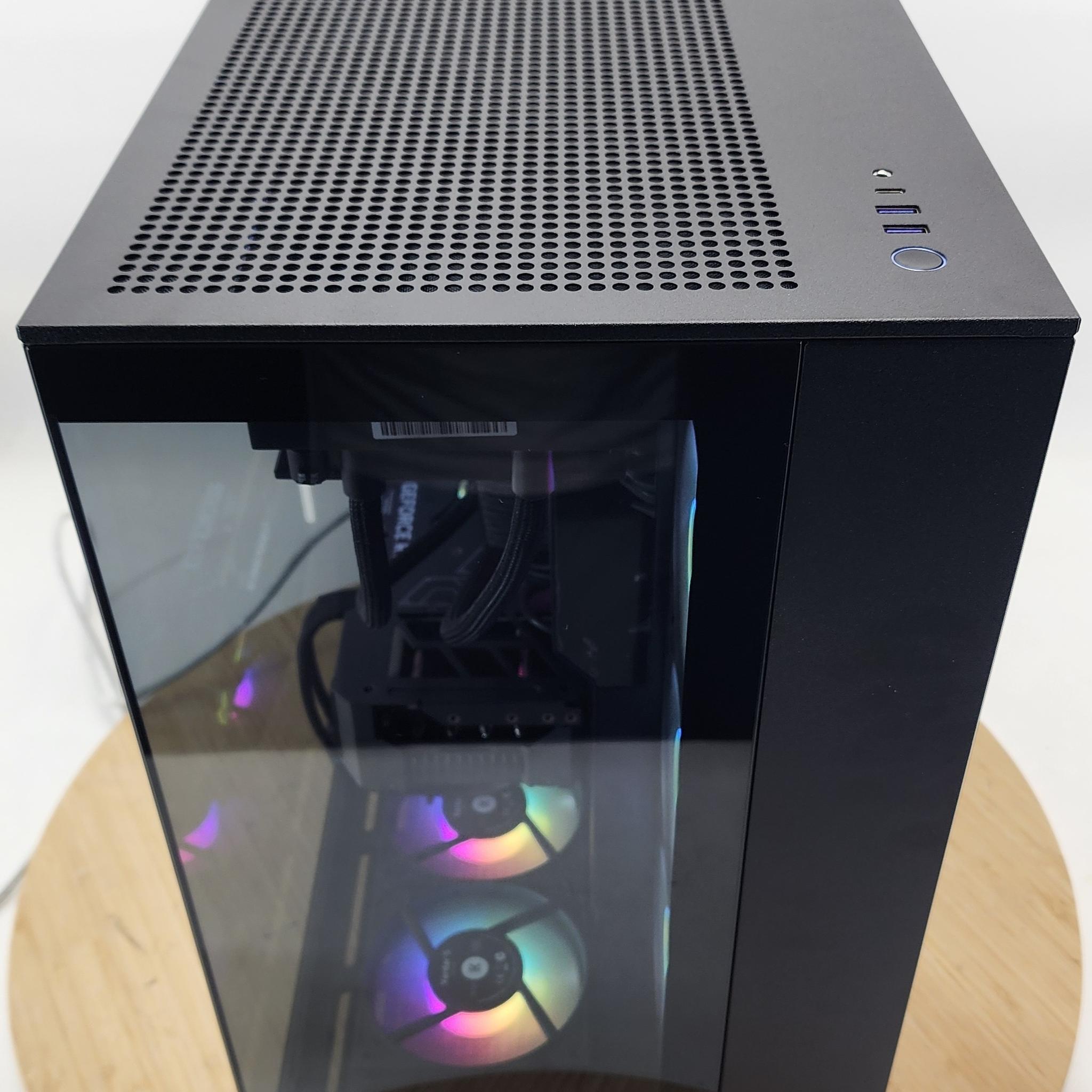 Gaming PC Ryzen 7 9700X 32GB RAM 1TB SSD RTX 4070 SUPER 12GB Windows 11 Computer