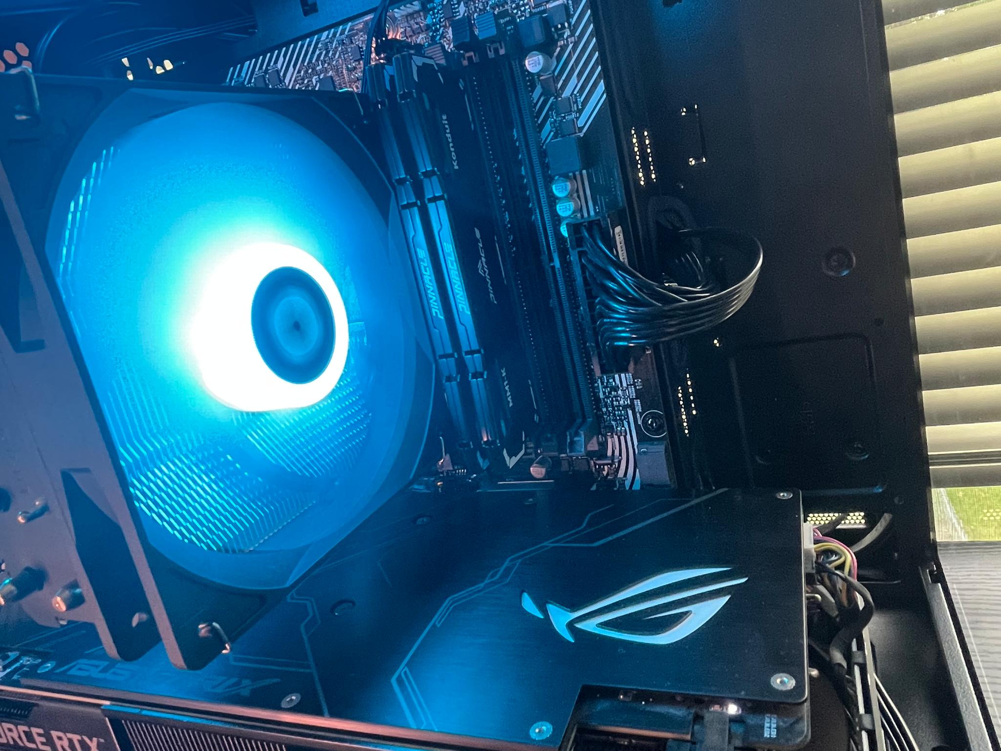 RTX 2060 / Ryzen 5 3600 / 32GB DDR4 / 1Tb
