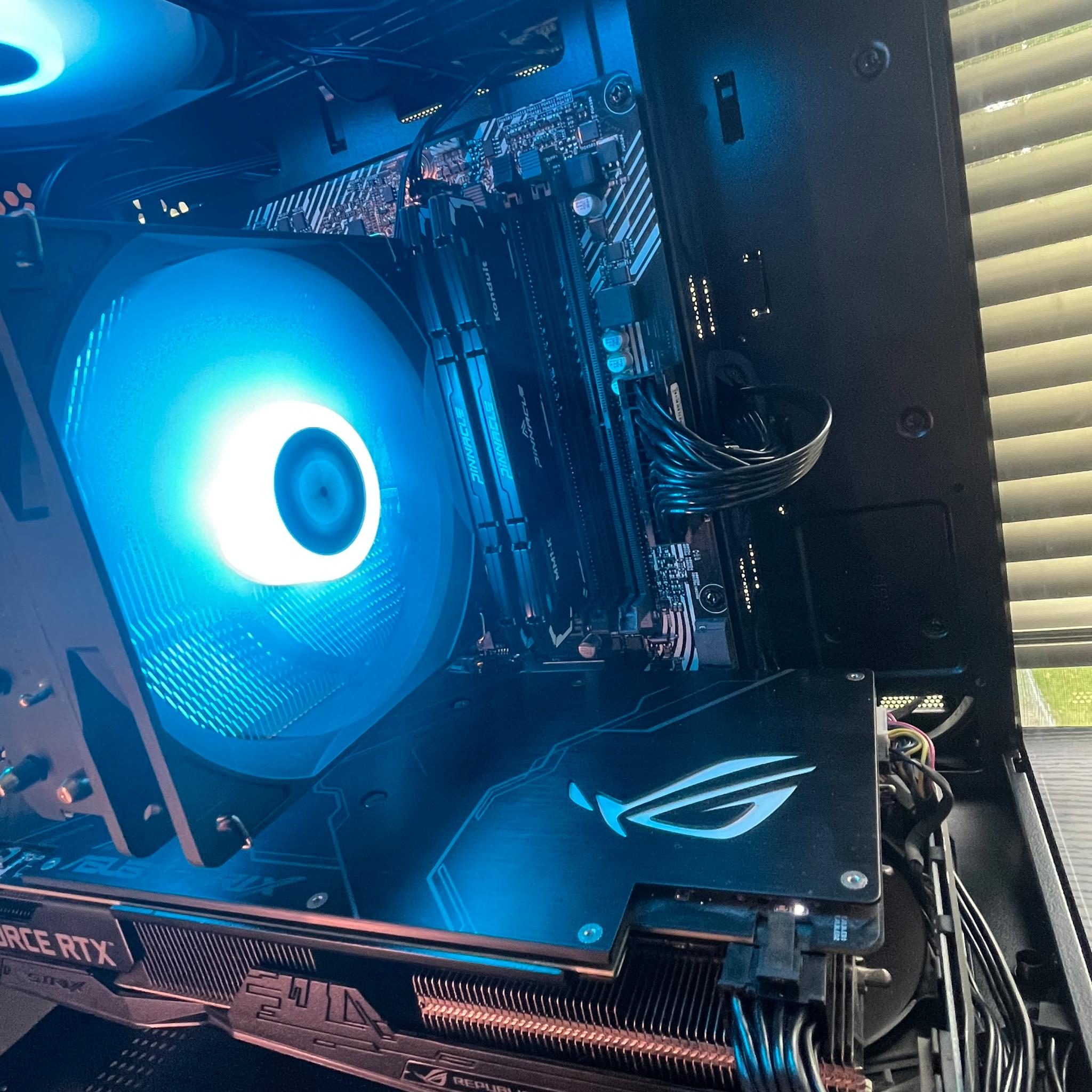 RTX 2060 / Ryzen 5 3600 / 32GB DDR4 / 1Tb