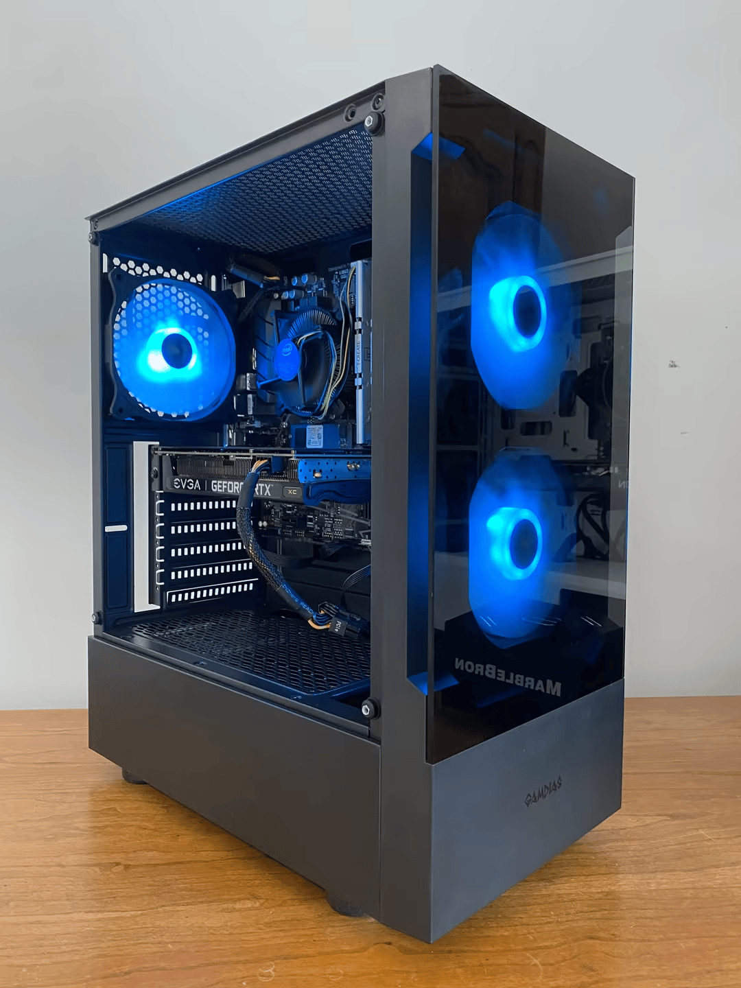 RX 6600 gaming pc, i5 10400, 16gb ram