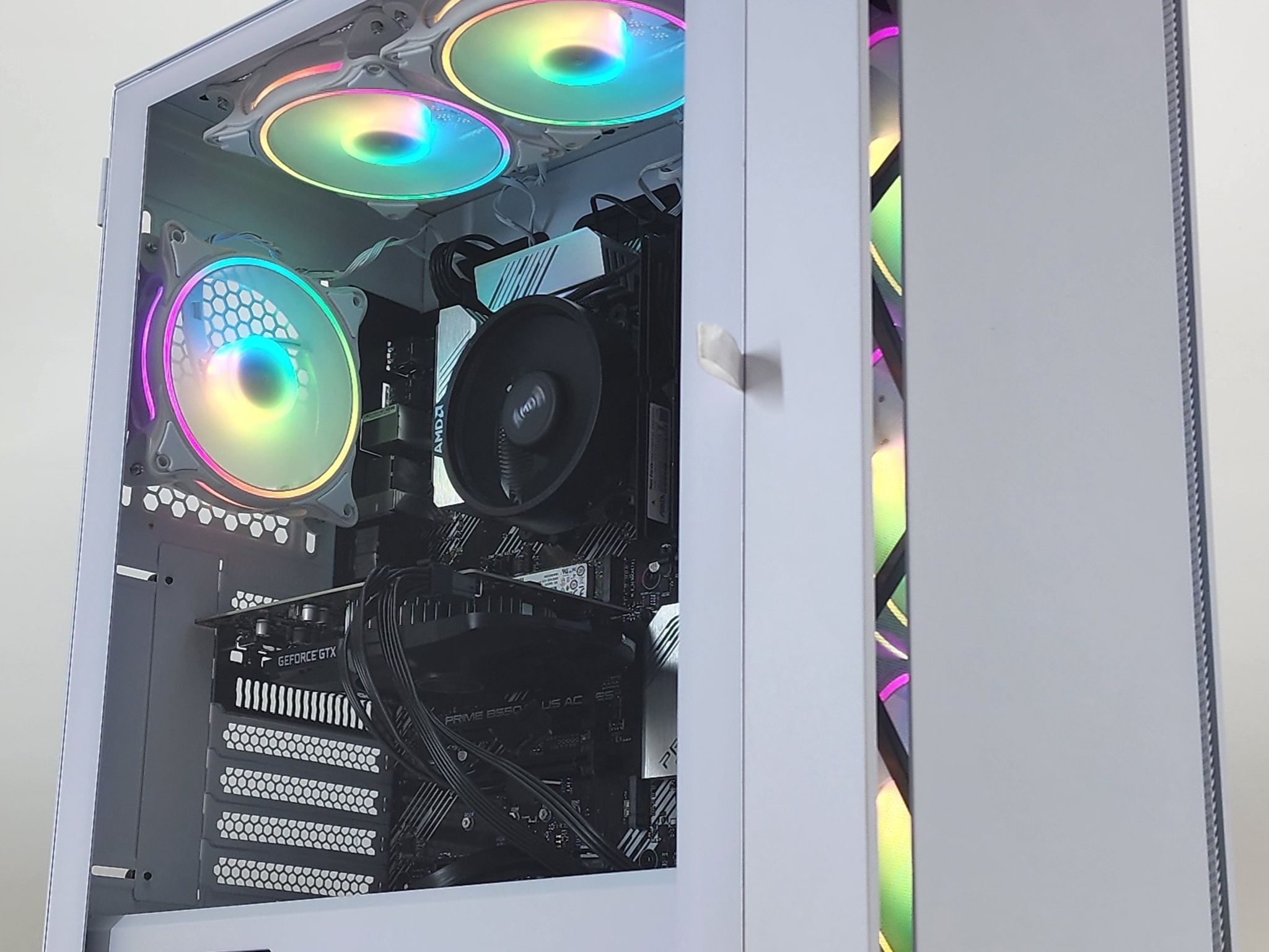 Gaming PC Ryzen 5 5600G 16GB RAM 256GB SSD + 1TB HDD GTX 1650 4GB Win11 Computer