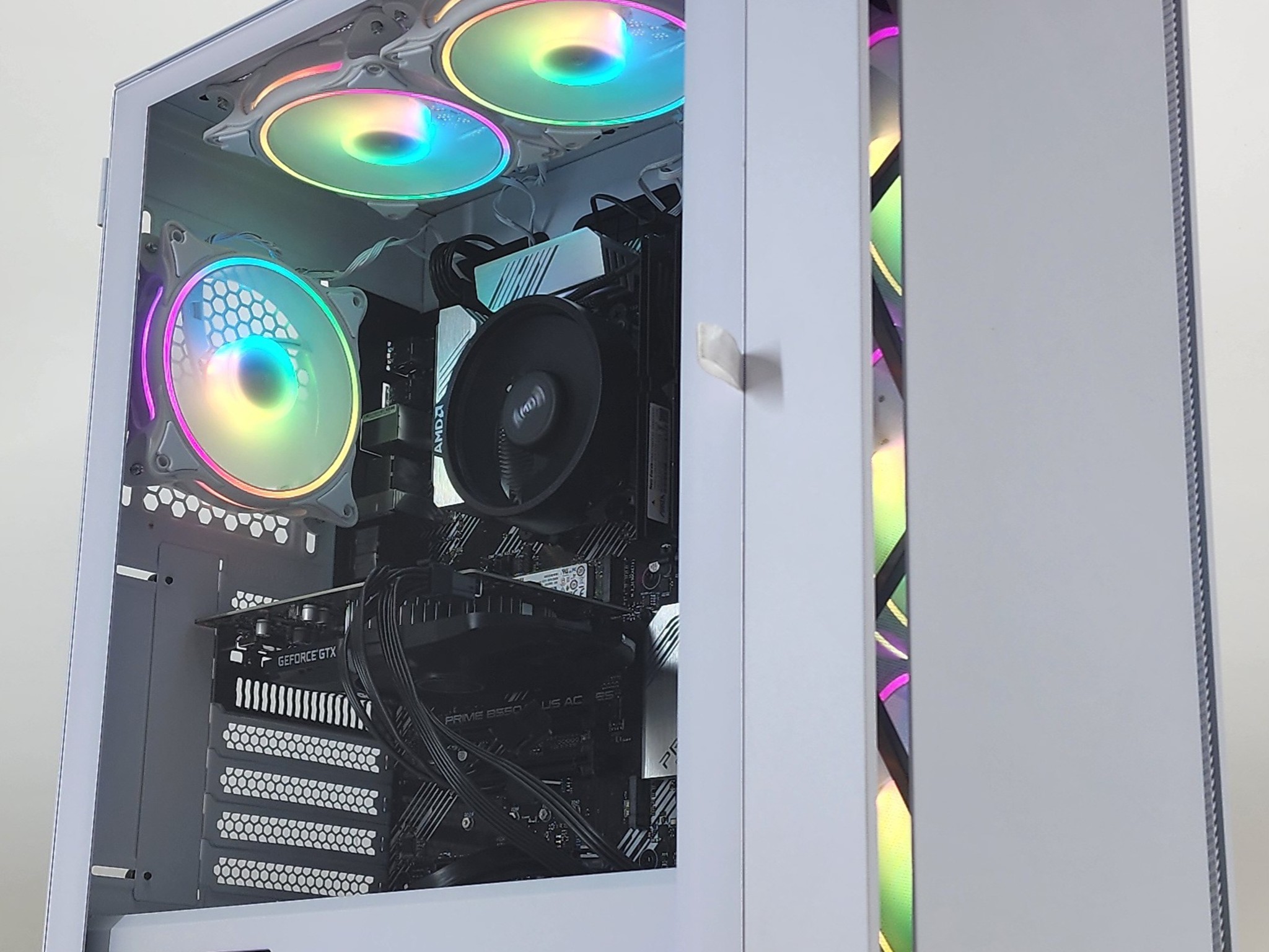 Gaming PC Ryzen 5 5600G 16GB RAM 256GB SSD + 1TB HDD GTX 1650 4GB Win11 Computer