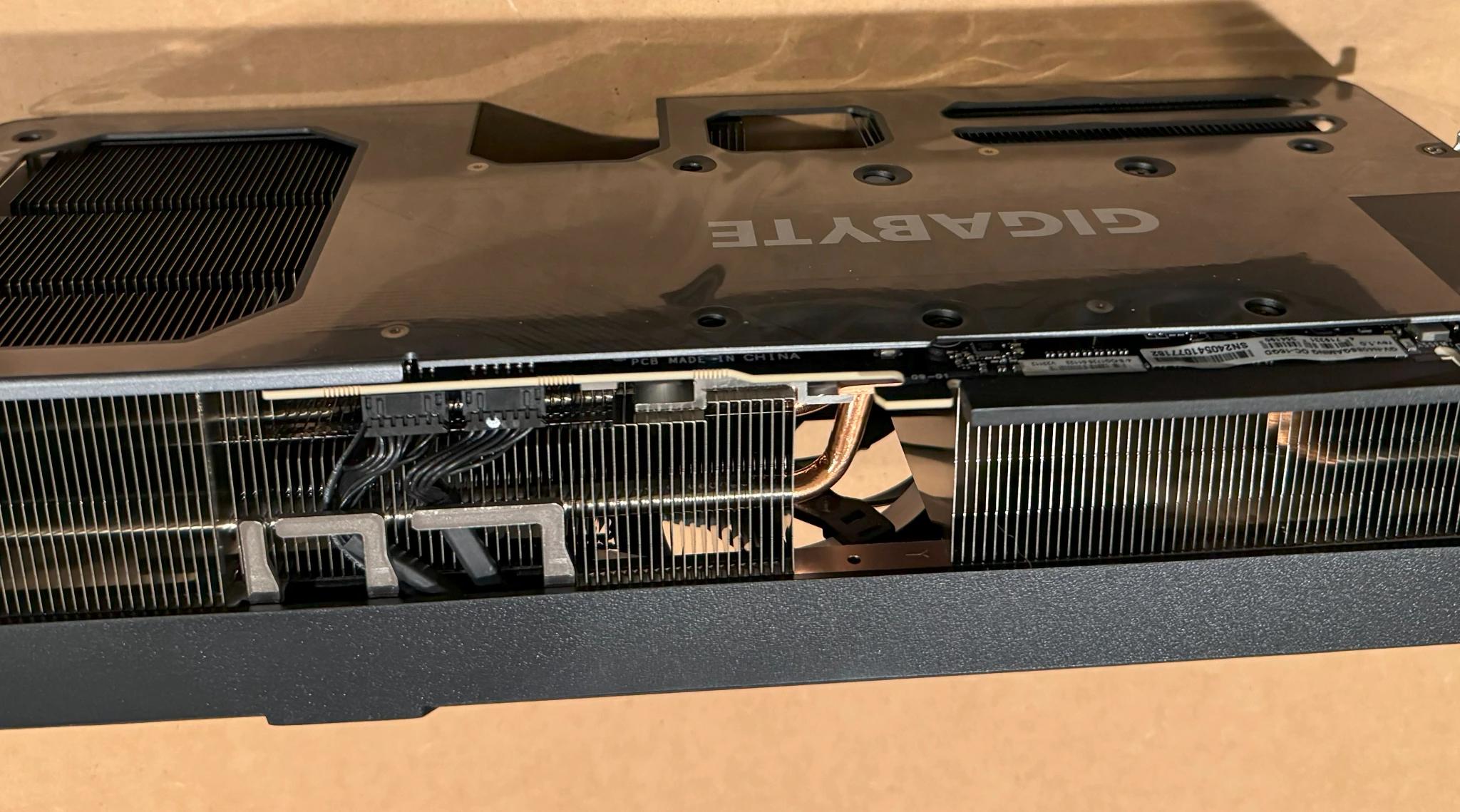 GIGABYTE - NVIDIA GeForce RTX 4080 SUPER Gaming OC 16GB GDDR6X PCI Express 4.0 Graphics Card - Black