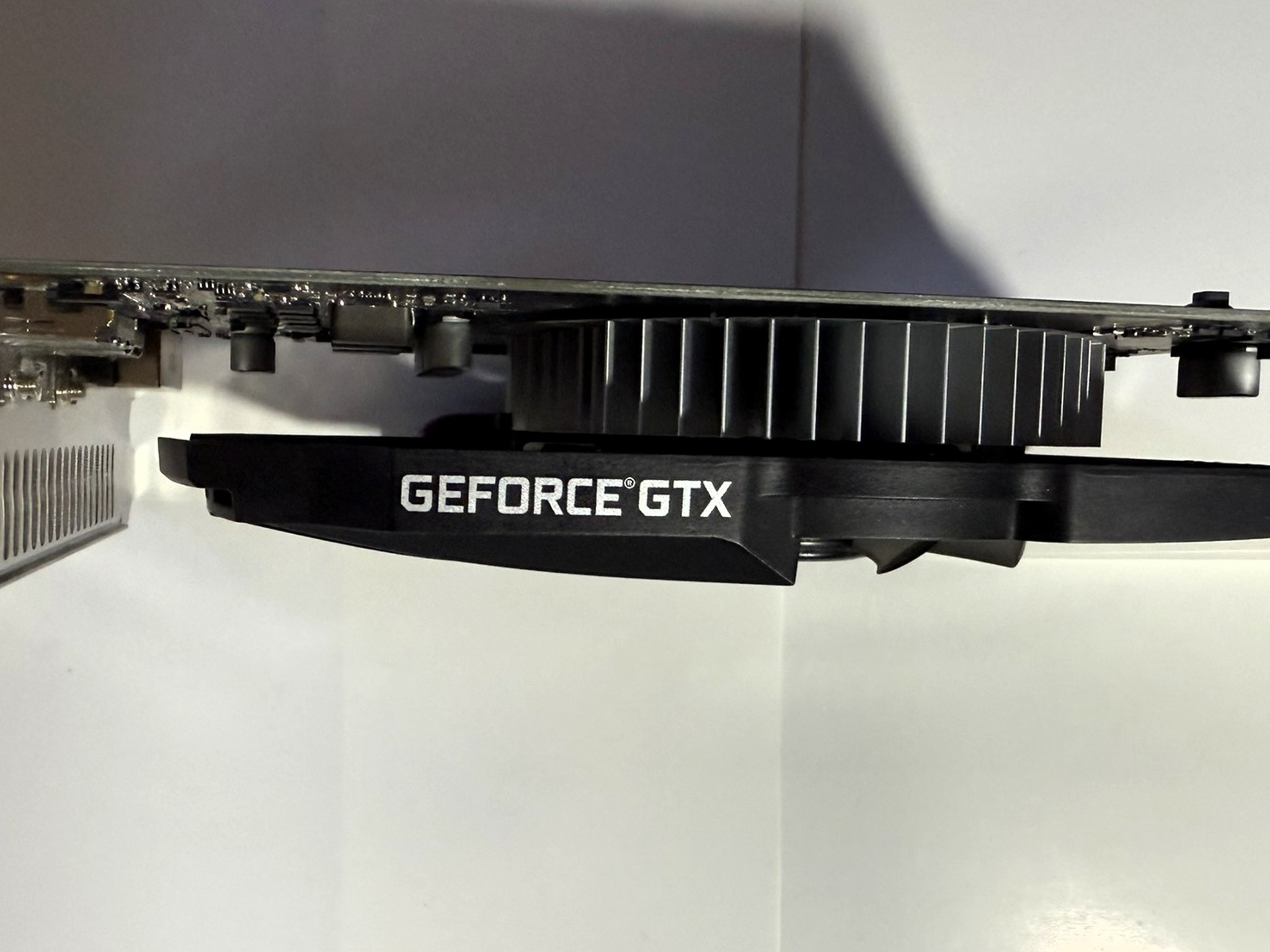 Great shape! ASUS Phoenix GTX 1650 4GB OC Edition