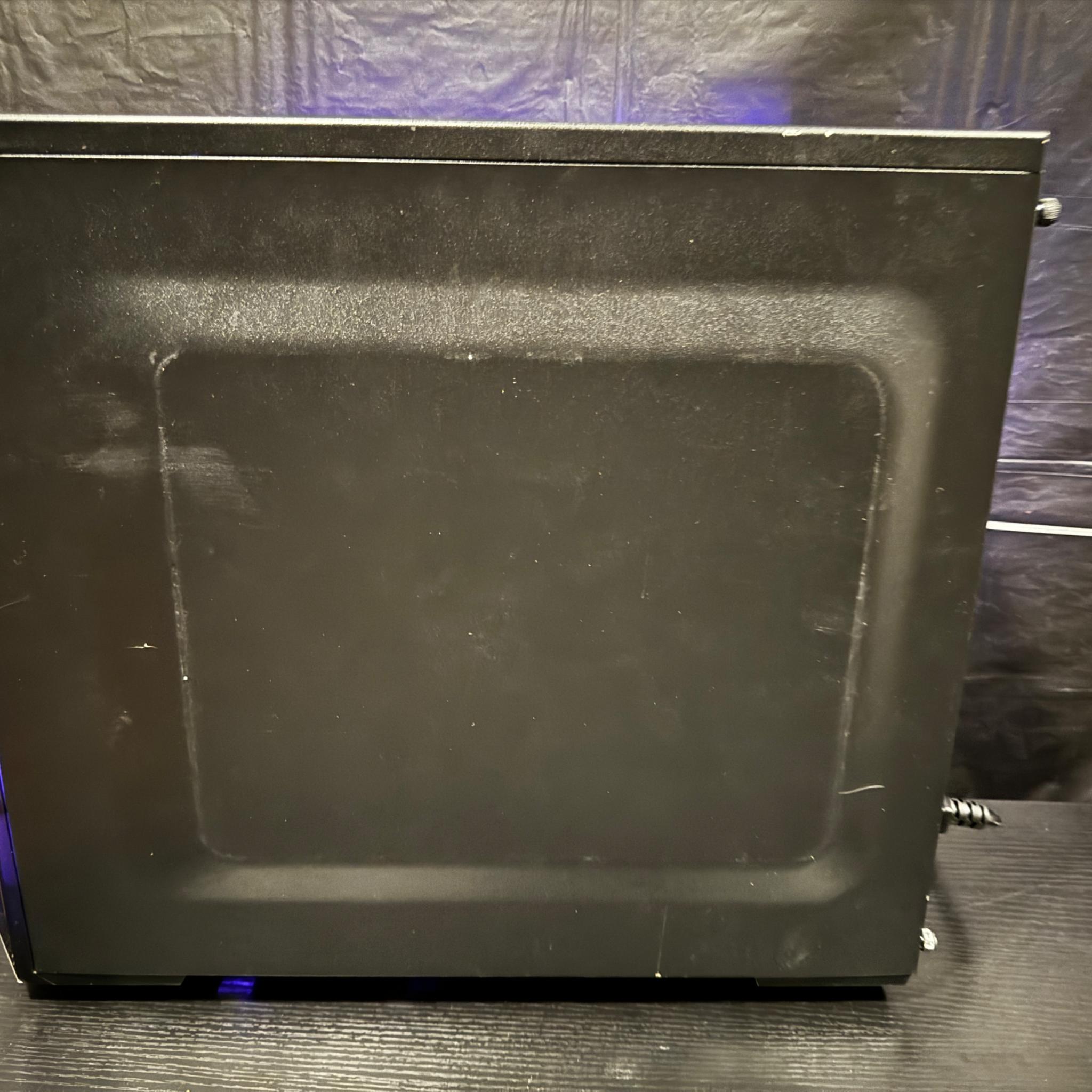 BLACK FRIDAY SALE (MID RANGE GAMING PC) RYZEN 7 3700x GeForce GTX 1070TI 8GB