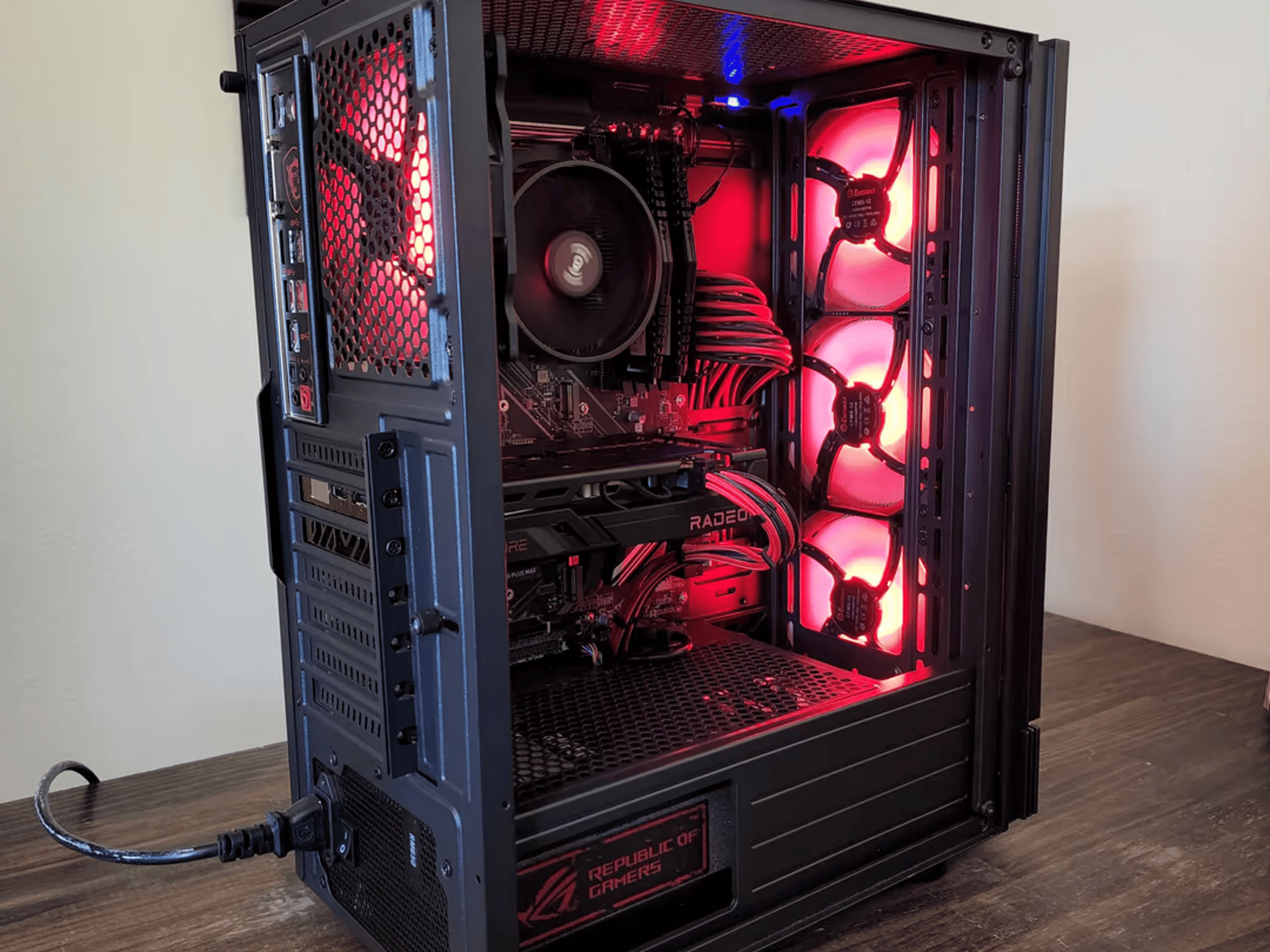 AMD Ryzen 5 5600G // AMD Radeon RX 6600 // XPG 16GB 3200MHz