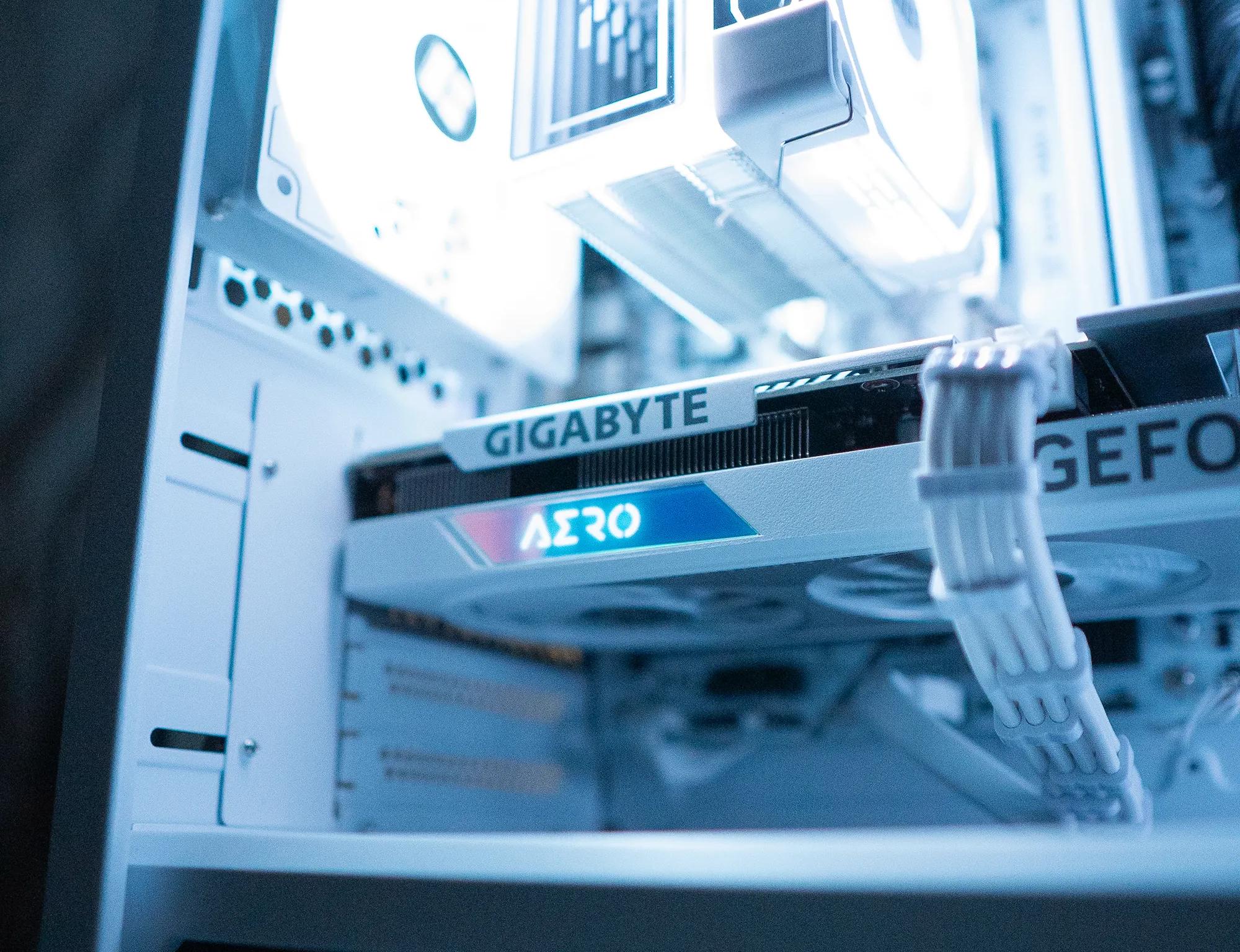 🌨🌨 | NVIDIA RTX 4060 | RYZEN 5 3600X | 16GB DDR4 RAM | 1TB NVME SSD | Arctic Snow 2.0