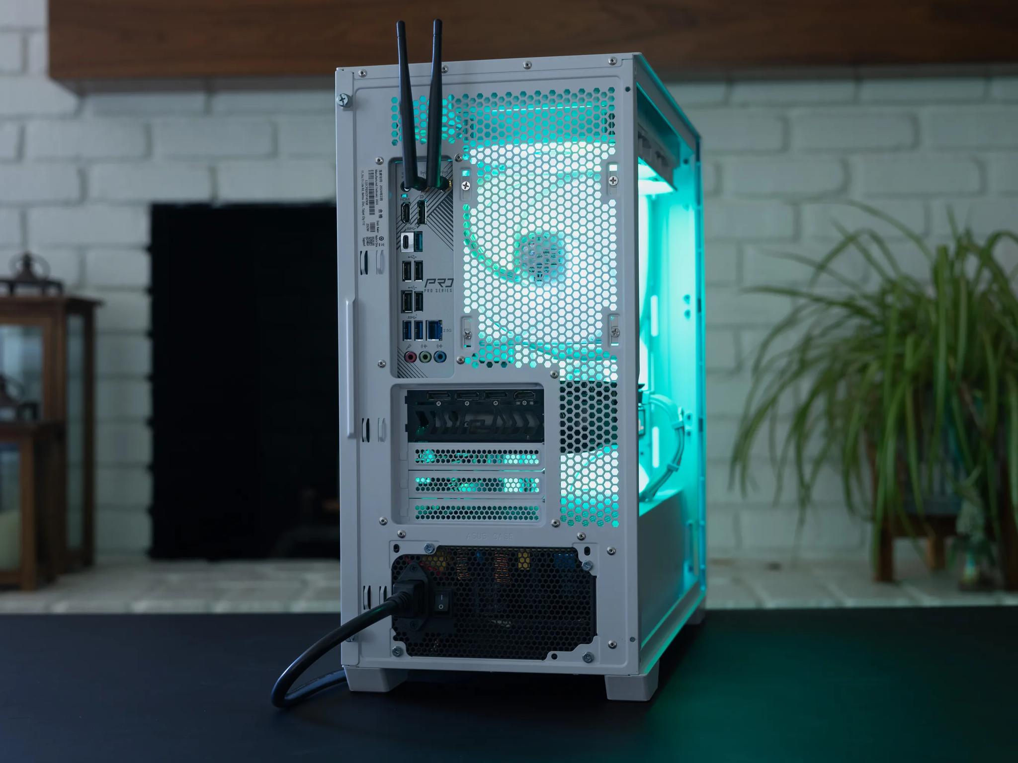 RX 6800 16GB, Ryzen 5 7600X, 32GB DDR5 6000, 1TB NVME, WiFi, Gaming PC