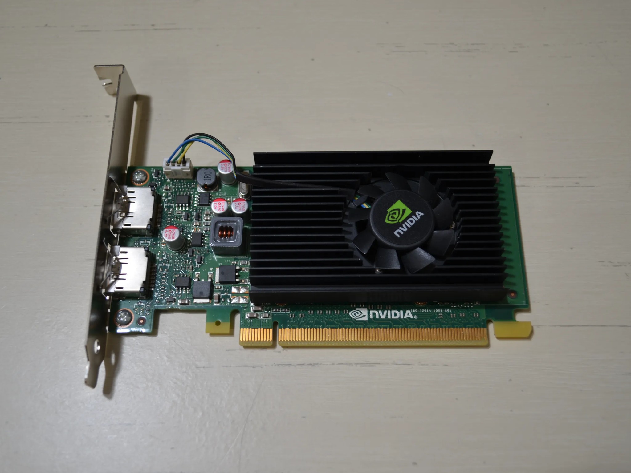 NVIDIA Quadro NVS 310 1GB DDR3 Video Card (#1)