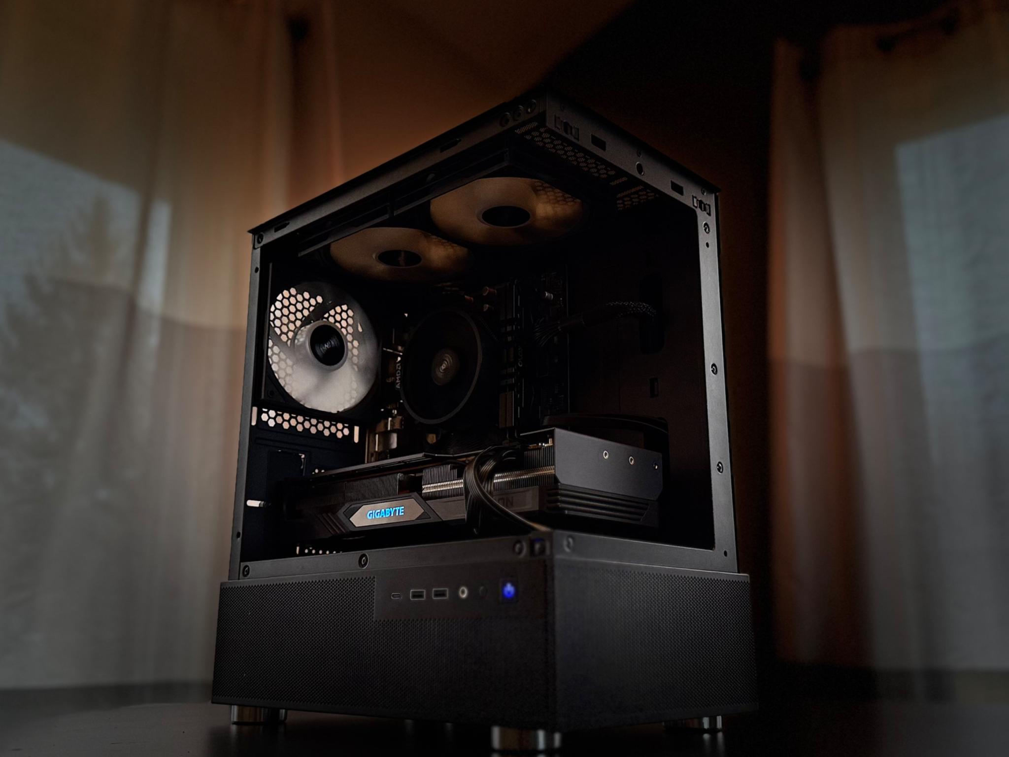 1440p BEAST|RX 7700XT|Ryzen 5| Windows 11 PRO| 1TB SSD