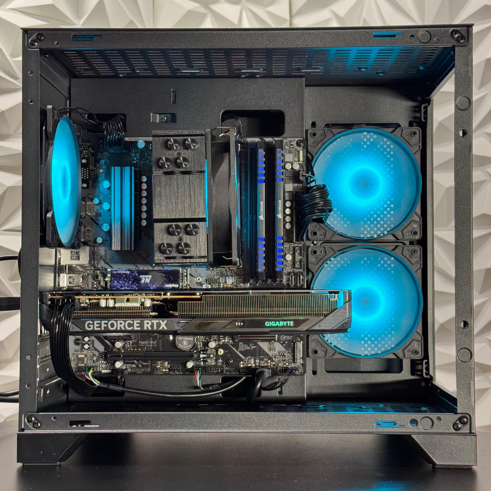 Limited time deal / RTX 5060 / Ryzen 5 5500 / 16GB 3000MHz DDR4 / 512GB SSD / B550M / Windows 11 Pro