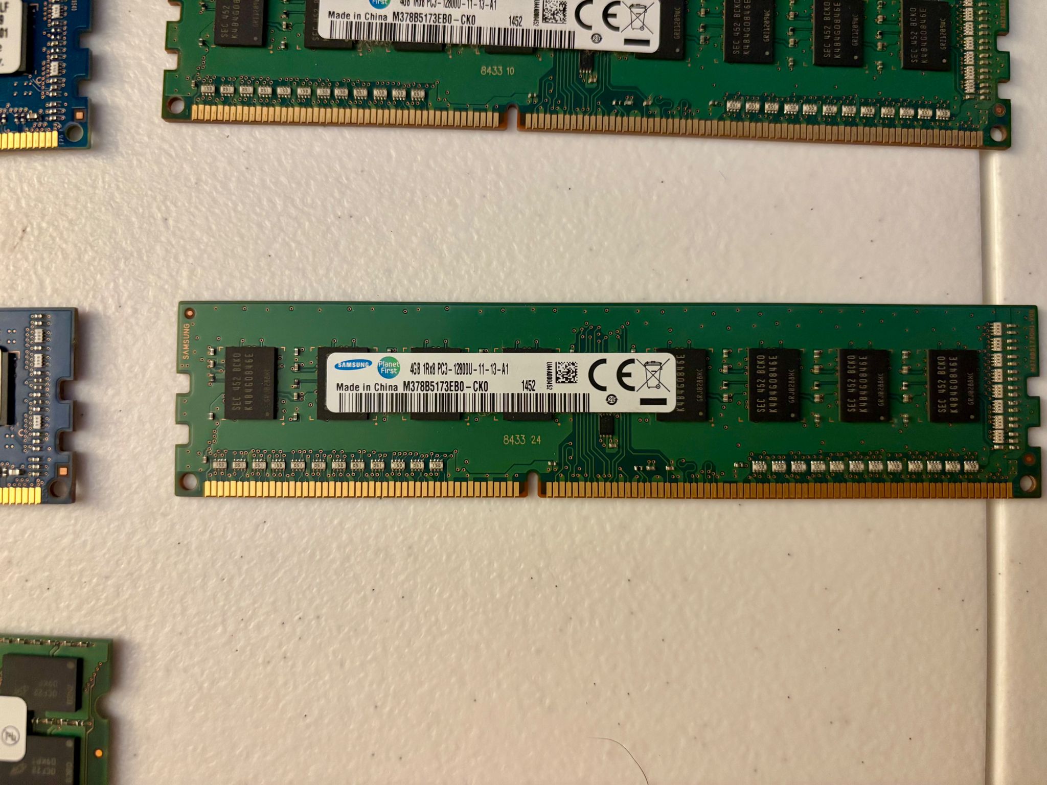 Lot of 12X 4GB DDR3 1600MHz PC3-12800