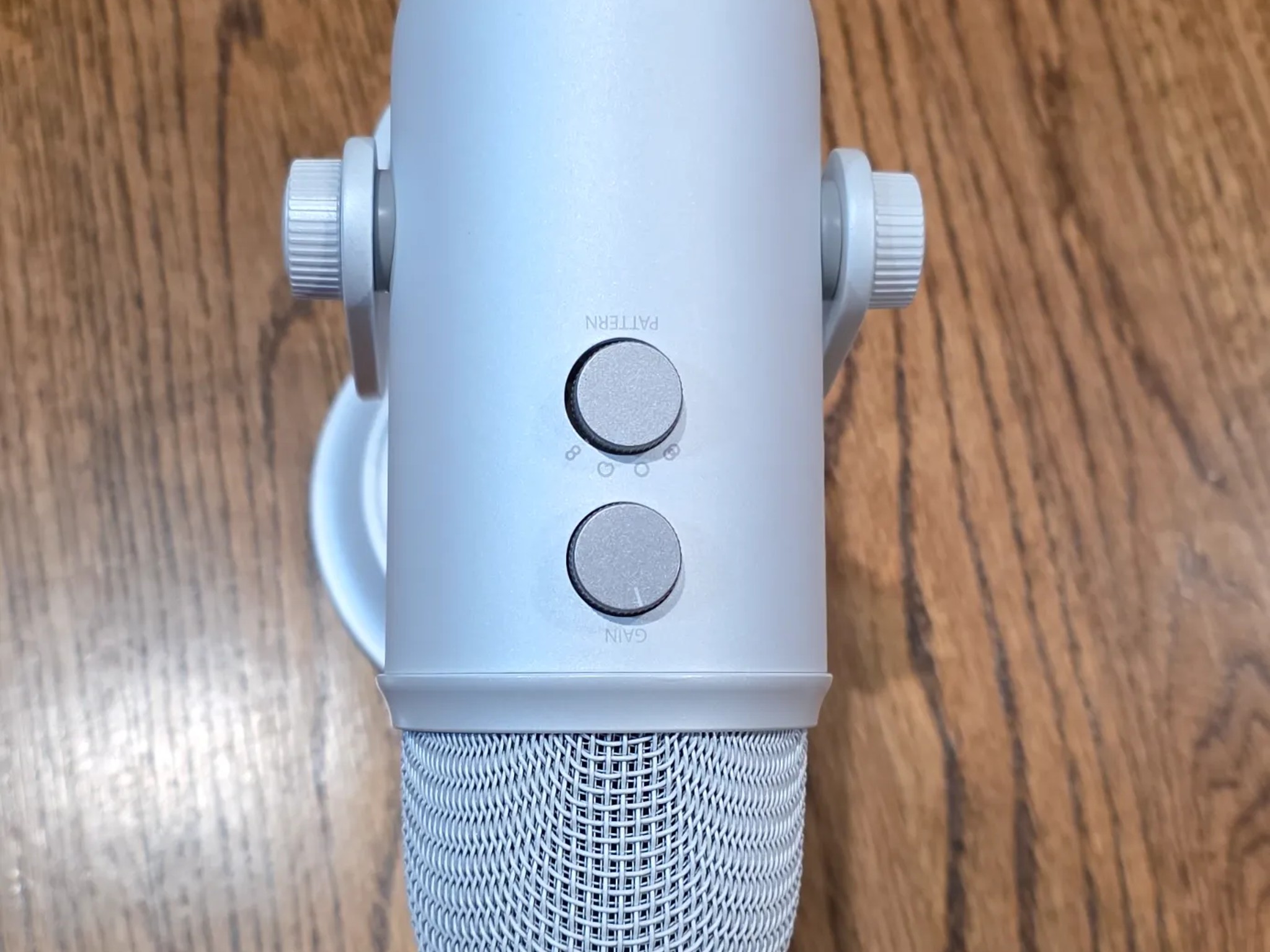 Logitech - Blue Yeti Professional - White Mist