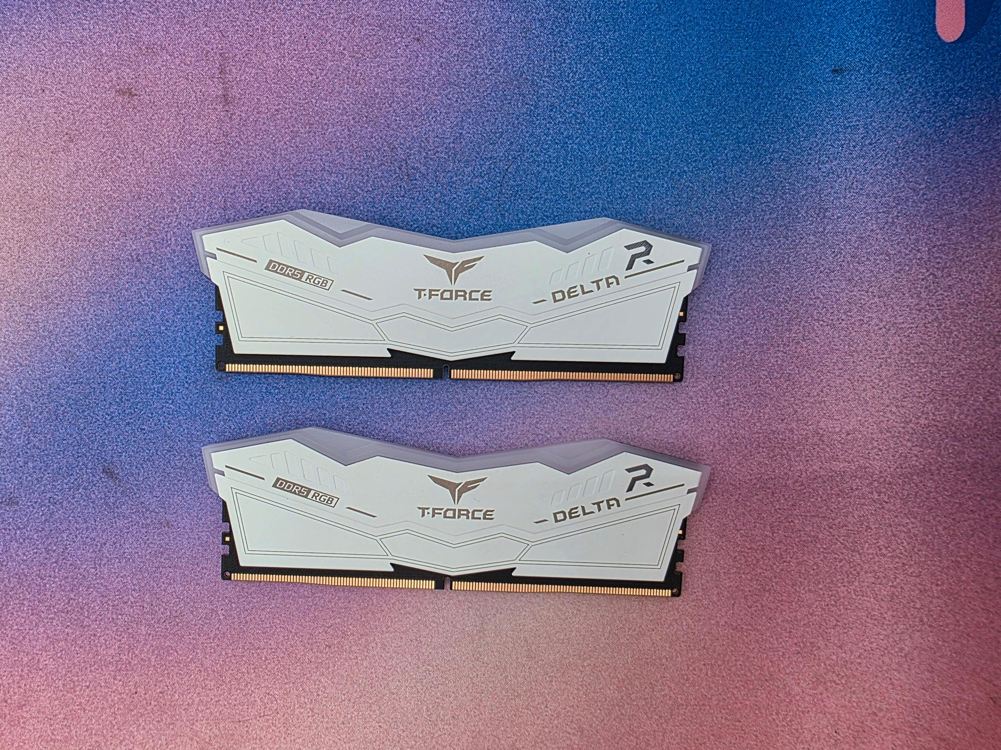 TEAMGROUP T-Force Delta RGB DDR5 Ram 32GB (2x16GB) 5200MHz CL40
