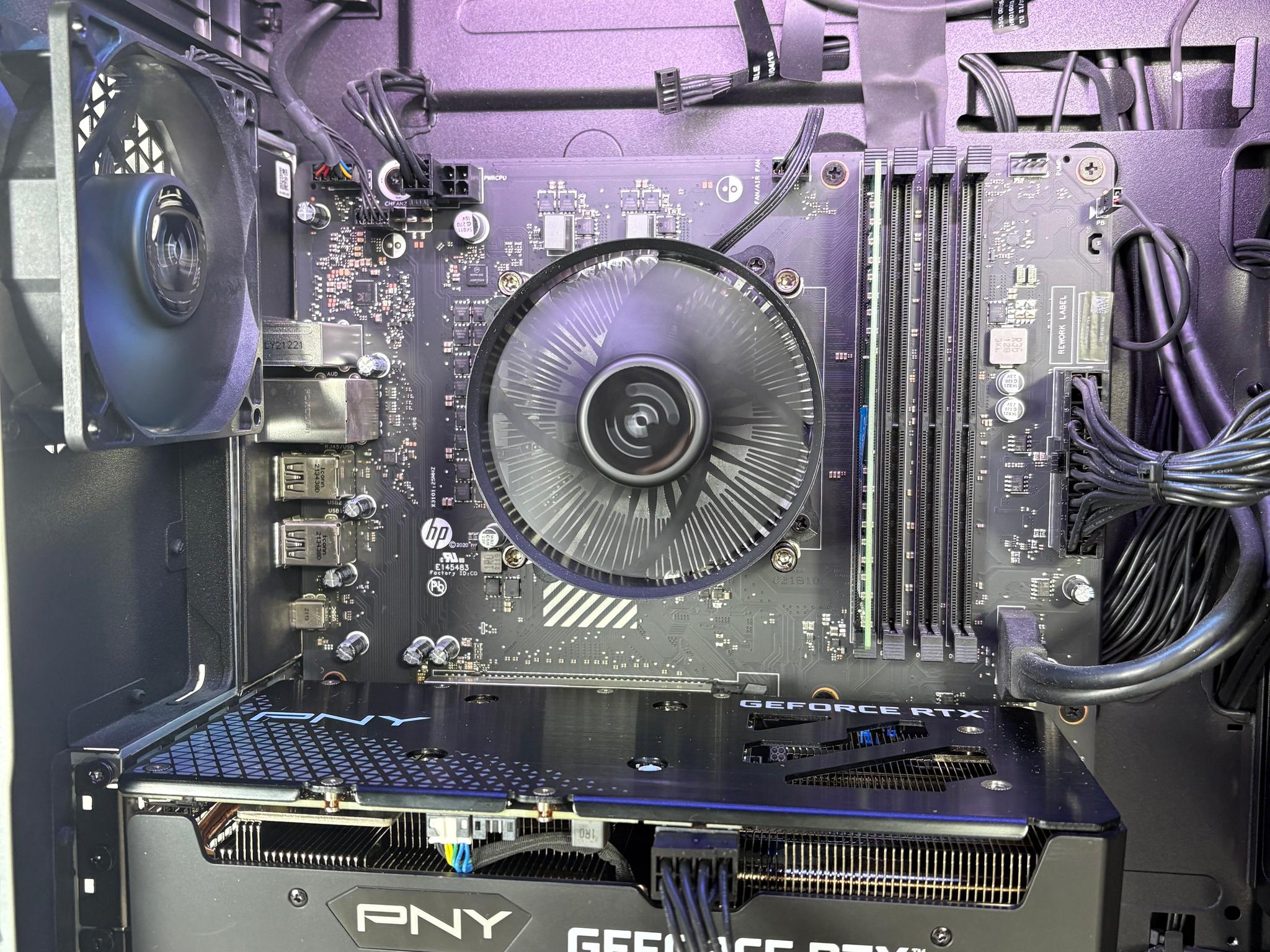 OMEN Gaming PC - RTX 3050 8GB / Intel Core i5 10400F/ 16GB DDR4