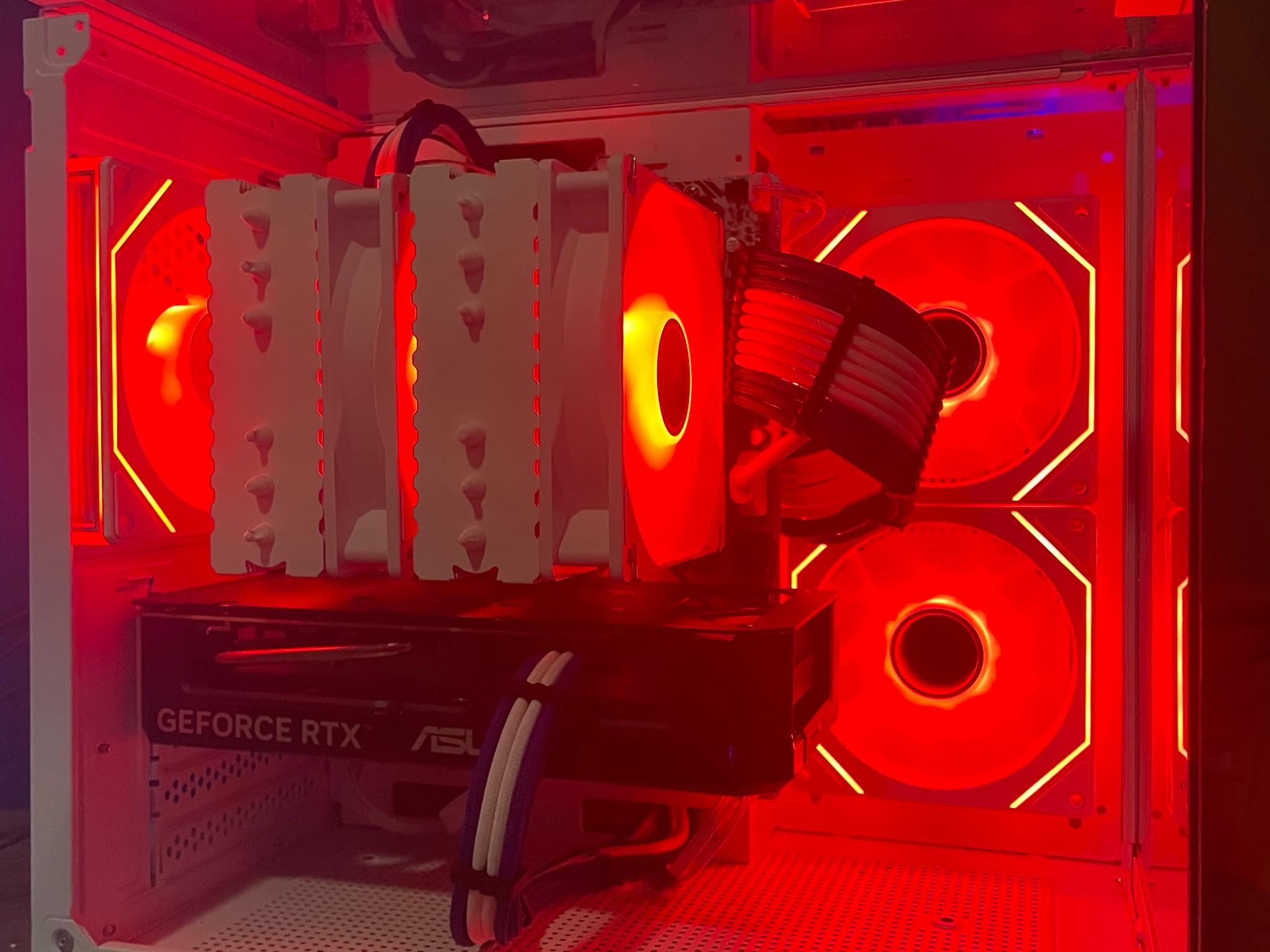 GeForce RTX 5060 Custom Gaming PC - Core i5-12600KF, 1TB SSD