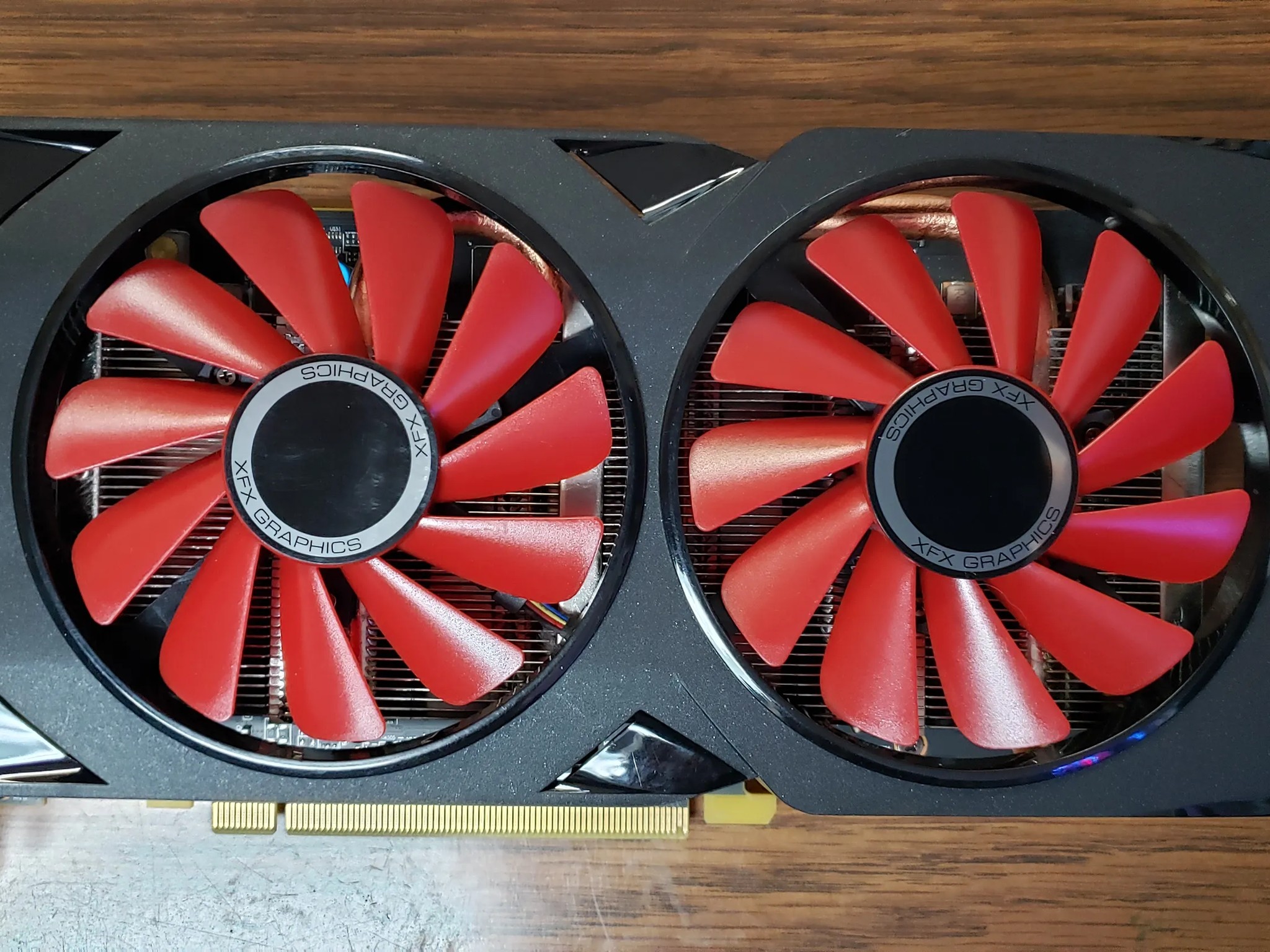 XFX RX 570 graphics card 8gb mem