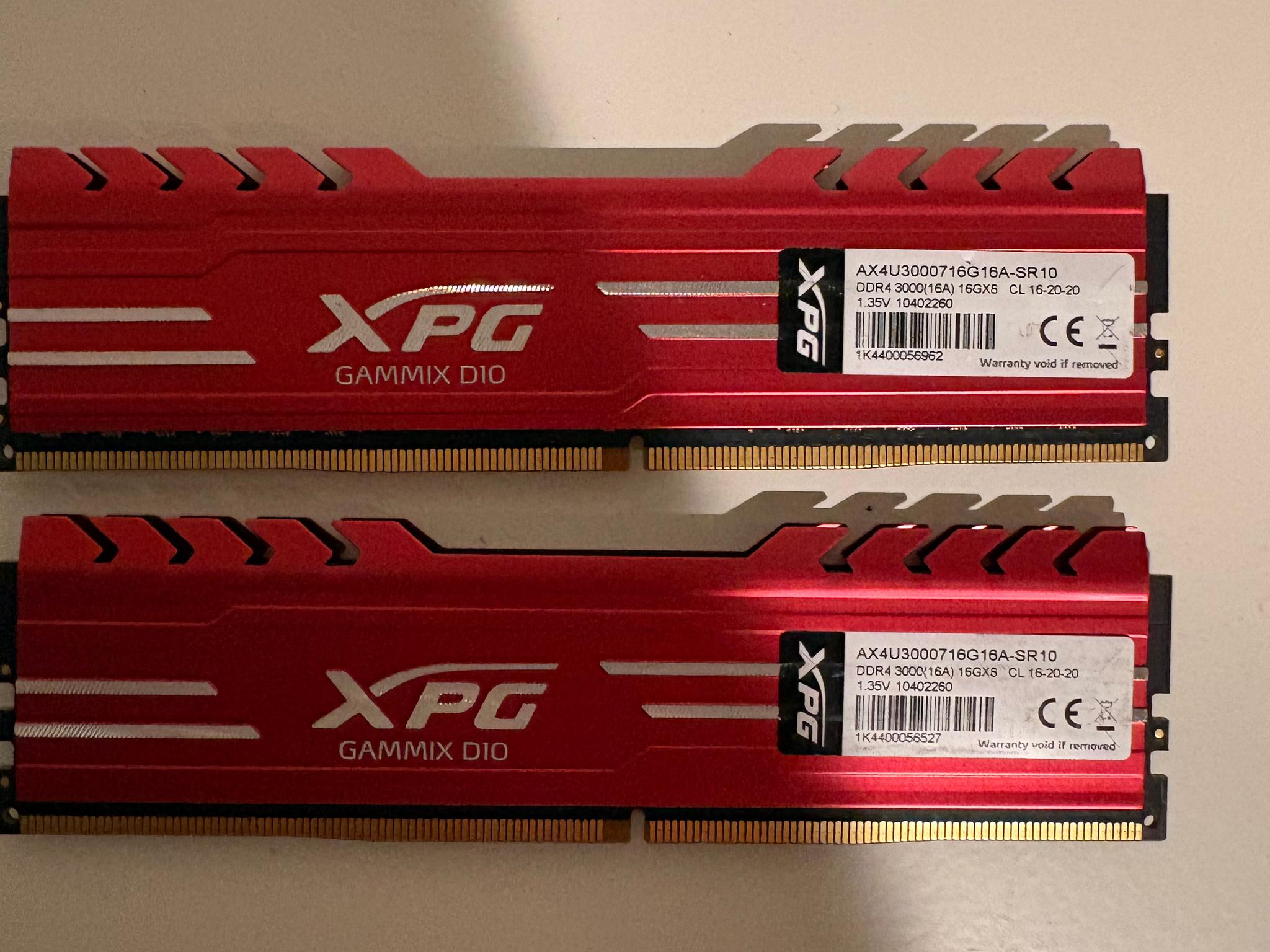ADATA XPG GAMMIX D20 32GB DDR4-3200 (2x16GB) - Image 1