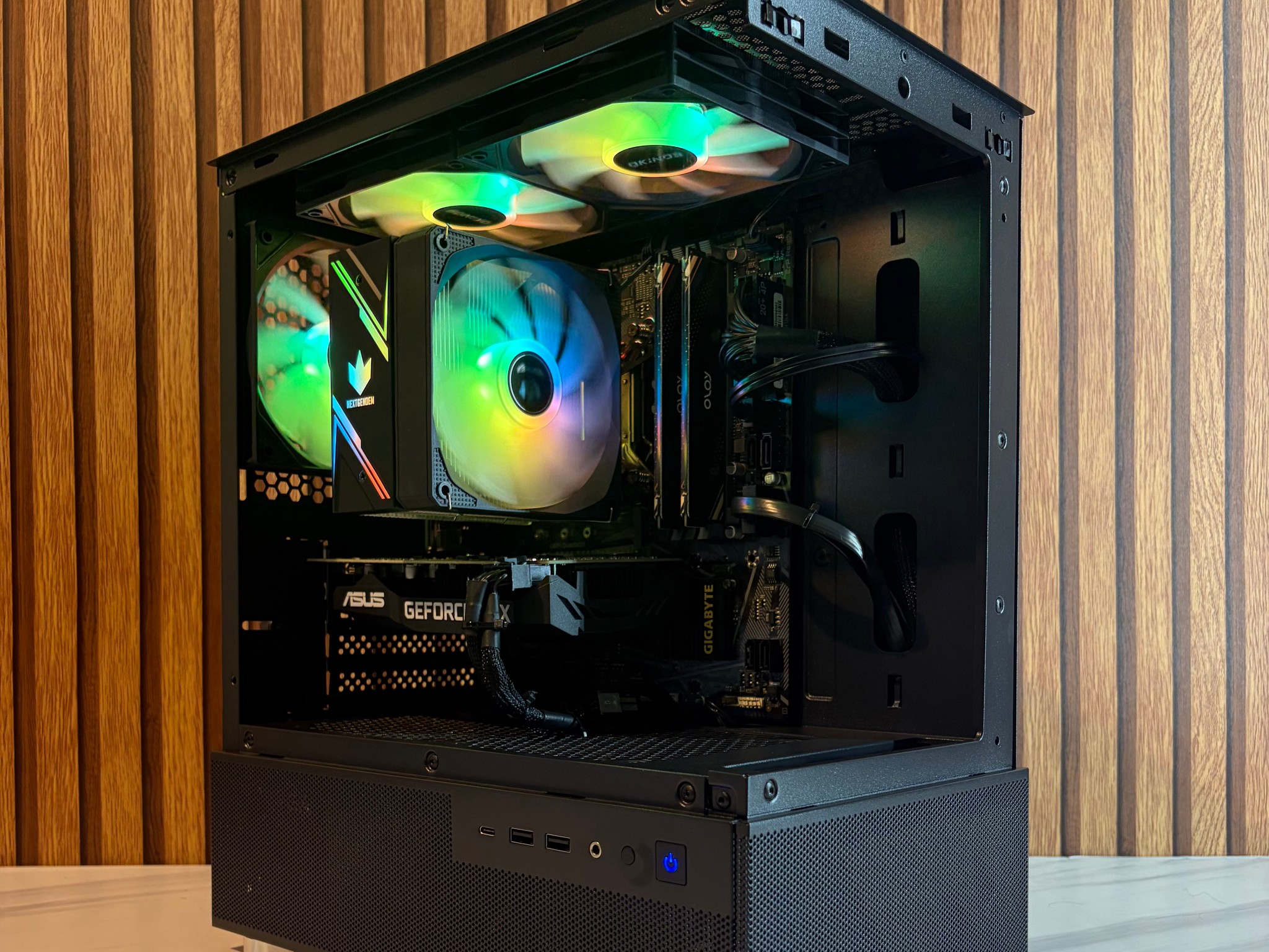 GTX 1660 SUPER | I5 10400F | 16GB DDR4 | 500GB SSD | Windows 11 home