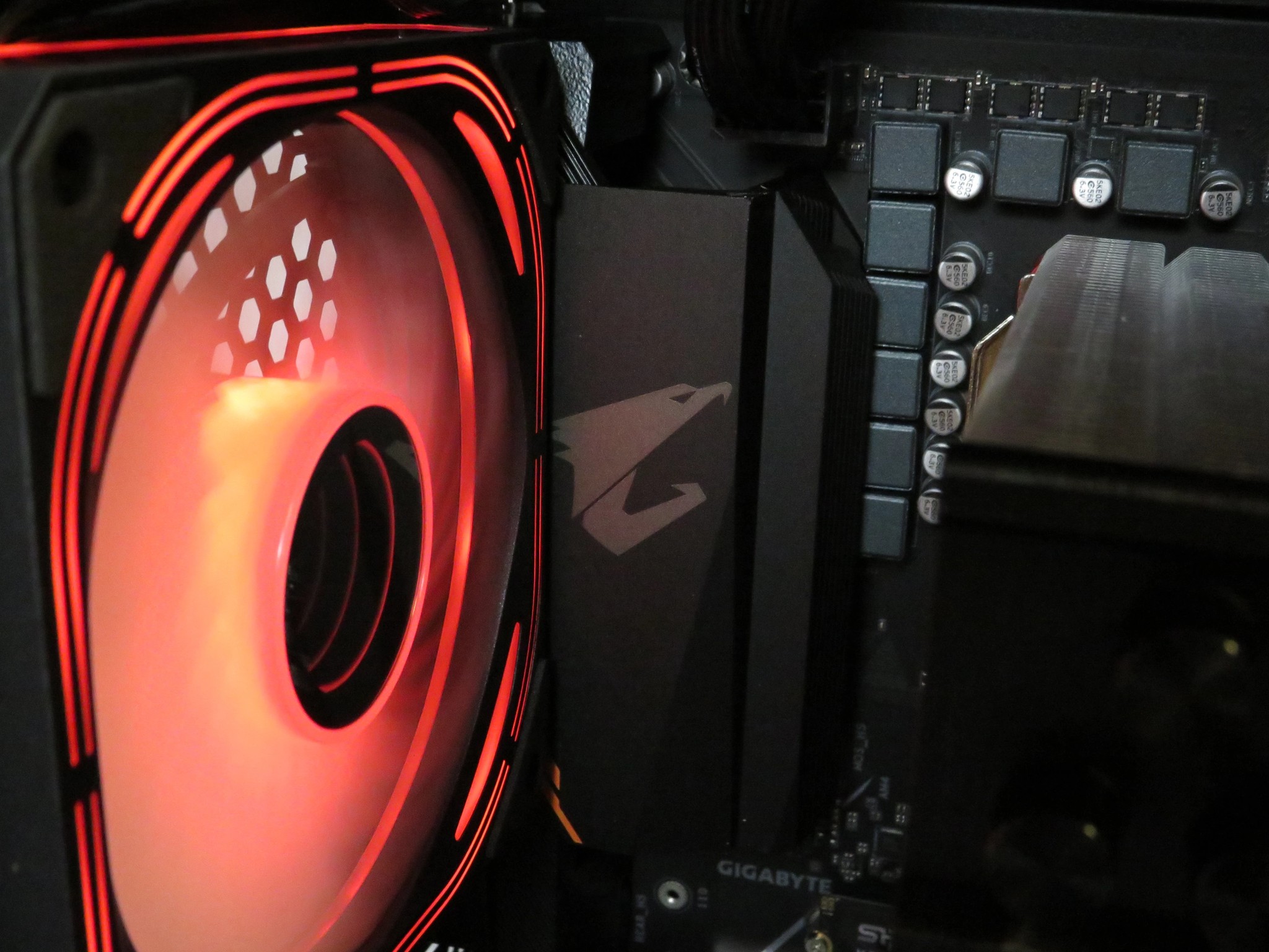 Black OPs Gamer for Black Friday - Ryzen 5 5600X + RTX 3060 + 16 GB DDR4 + 1 TB NVME SSD