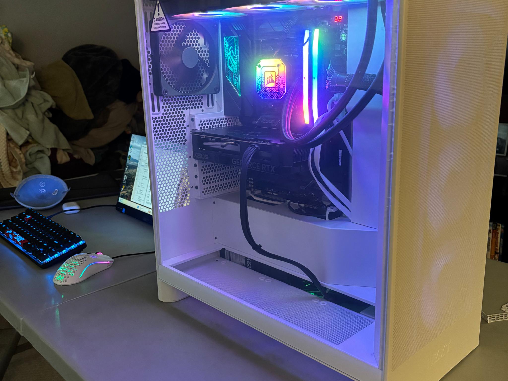 Ryzen 9 7900X + RTX 4070 Super + 4TB 990 PRO + 32GB DDR5 7000mhz + x670e MoBo + Corsair 1000w PSU