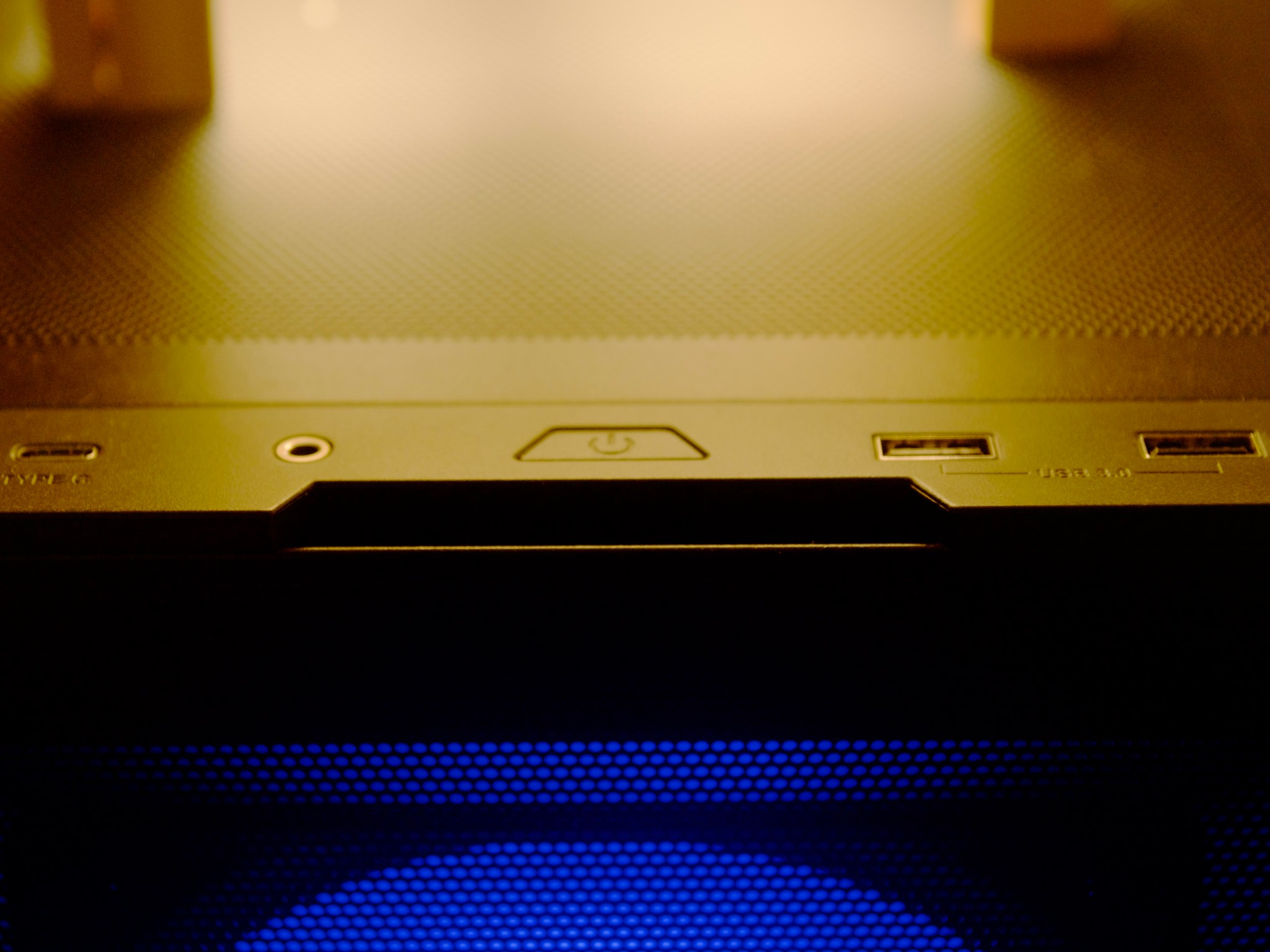 PURE PERFORMANCE PC | RTX 4080 | Ryzen 7 9700X  | 32GB DDR5 | 1 TB | Windows 11 Pro