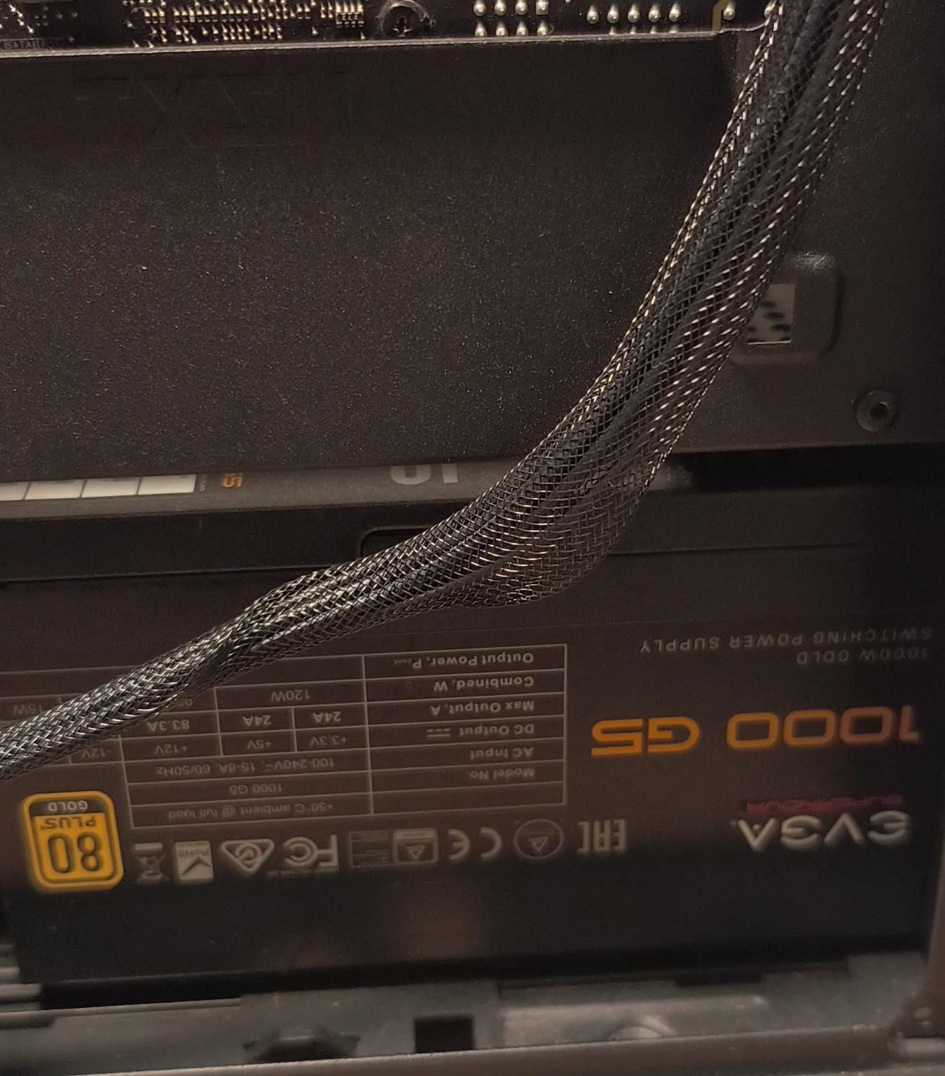 9600k , 16gb Ddr4 4400, 1000w PSU, no GPU.