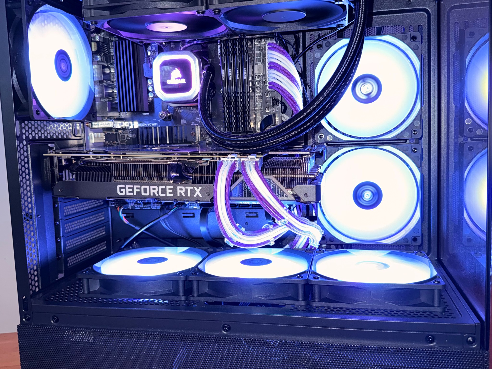 ⚪Mist⚪ | 300+ fps fortnite | Ryzen 7 5700x | 3070ti triple fan