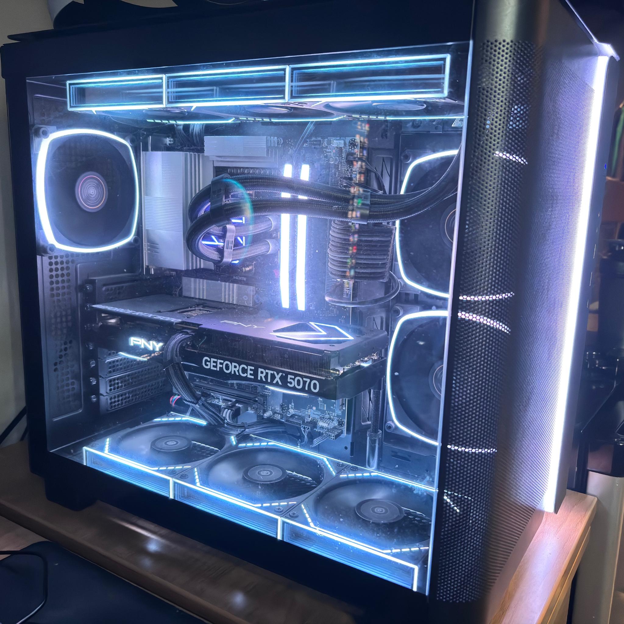 GeForce RTX 5070 Custom Gaming PC - Ryzen 5 9600X, 32GB RAM, 1TB NVMe SSD