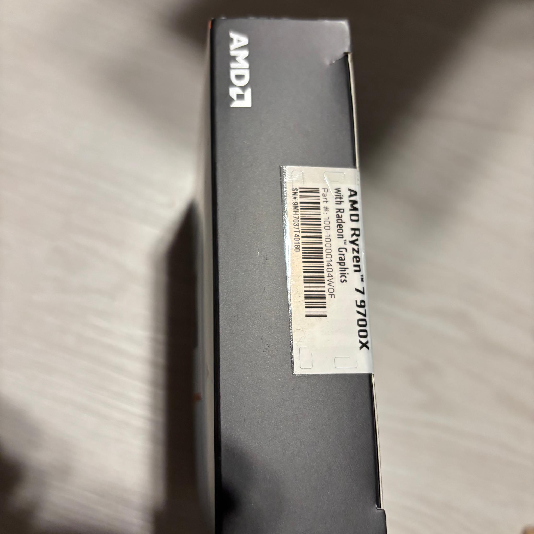 AMD Ryzen 7 9700x