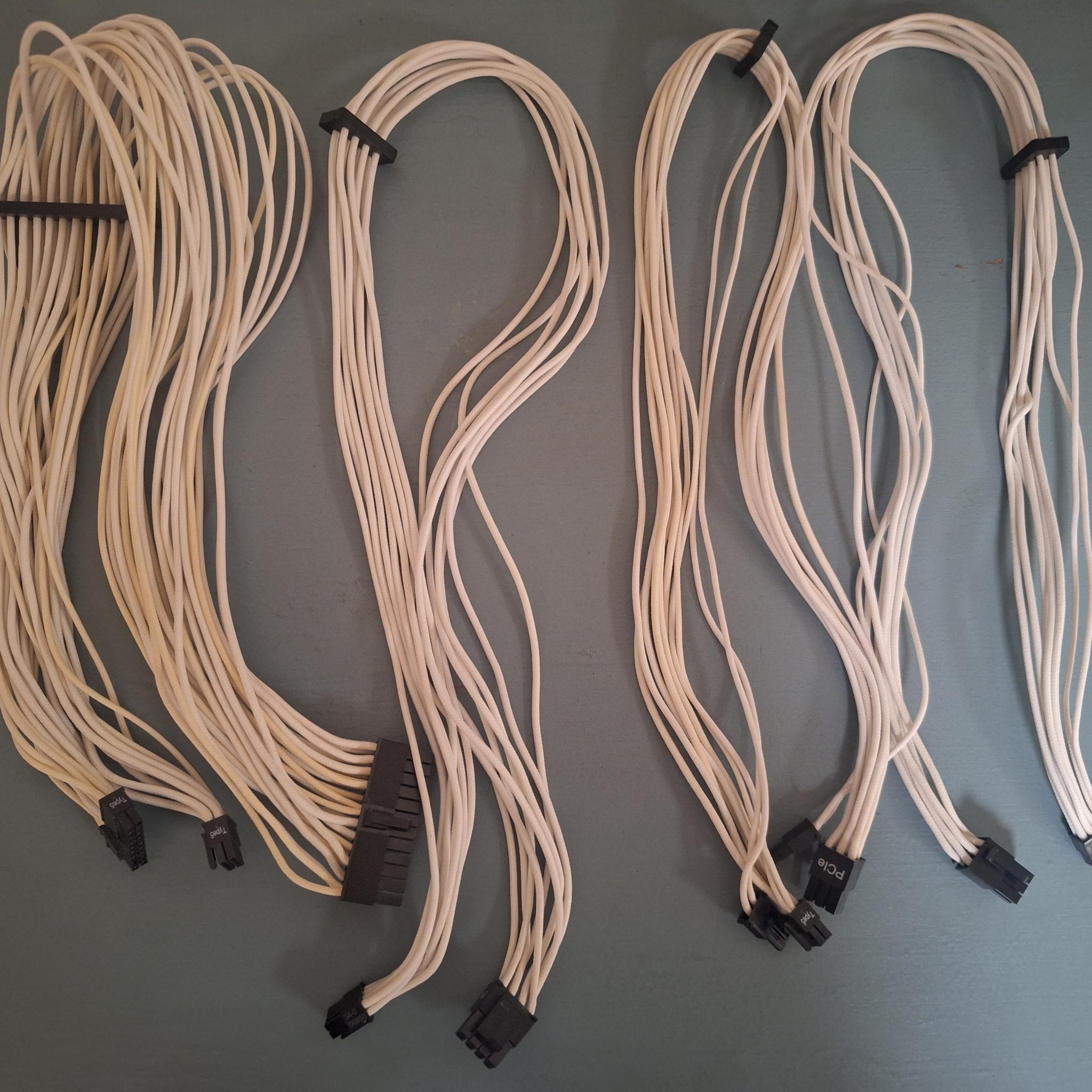 Corsair SF850L Power Supply with Corsair Cable Kit